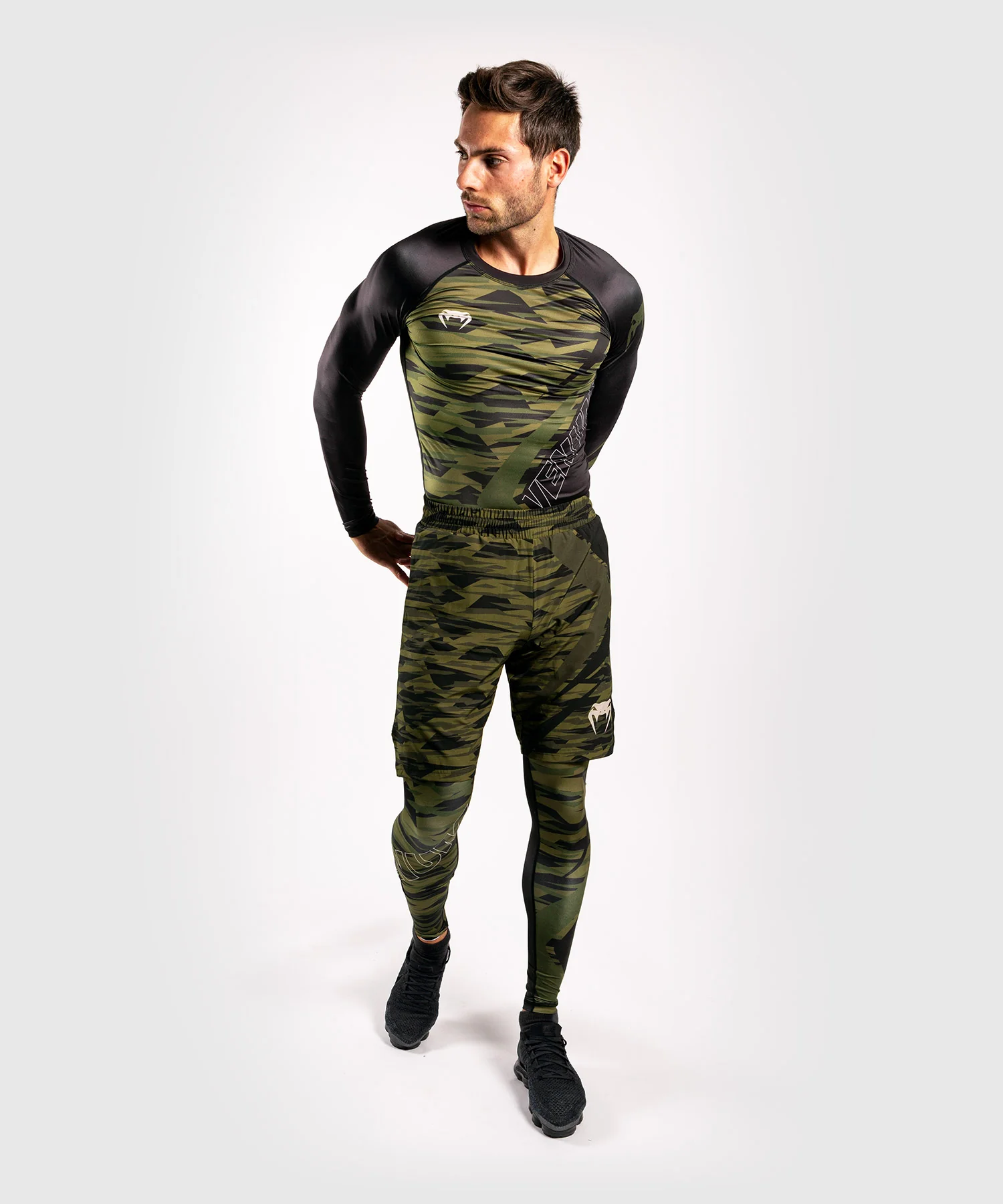 Venum Contender 5.0 Rashguard – Mangas Largas - Camo kaki - Image 6