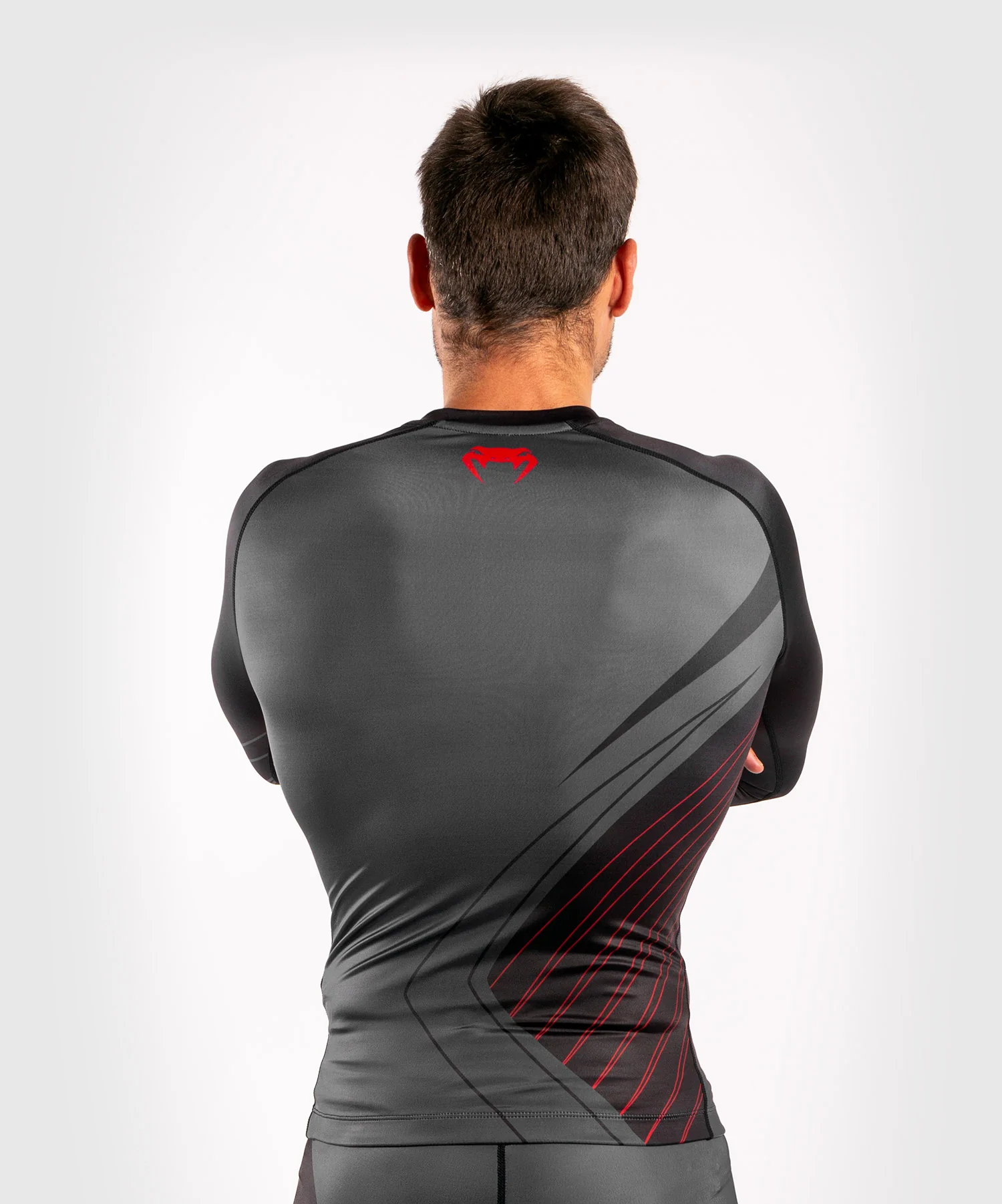 Venum Contender 5.0 Rashguard – Mangas Largas - Negro/Rojo - Image 4