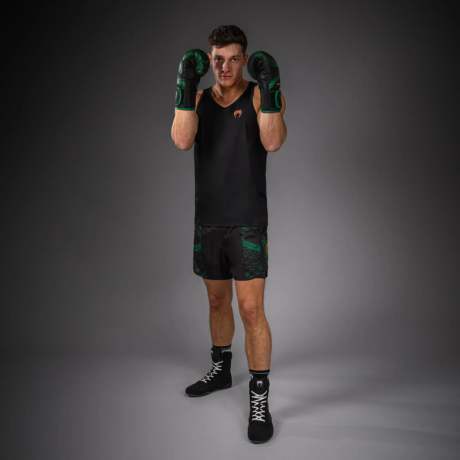 Venum Contender Camiseta de Tirantes – Negro/Oro - Image 5