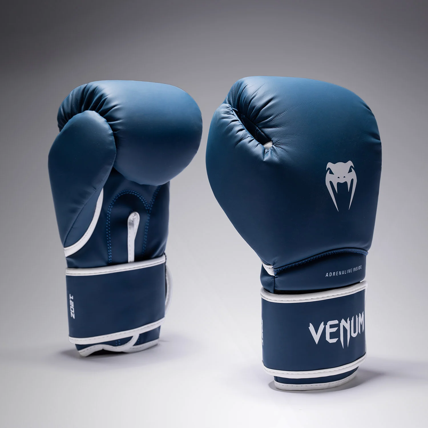 Venum Contender Guantes de Boxeo - Azul Cobalto/Blanco - Image 2