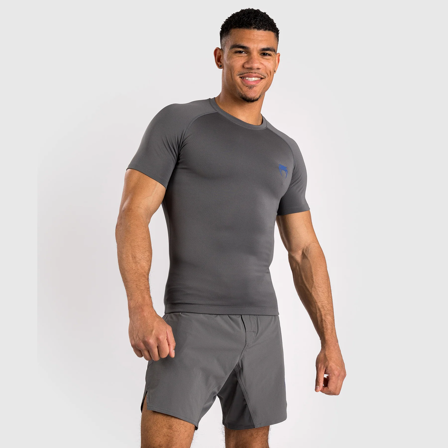 Venum Contender Lycra de manga corta para hombre - Gris