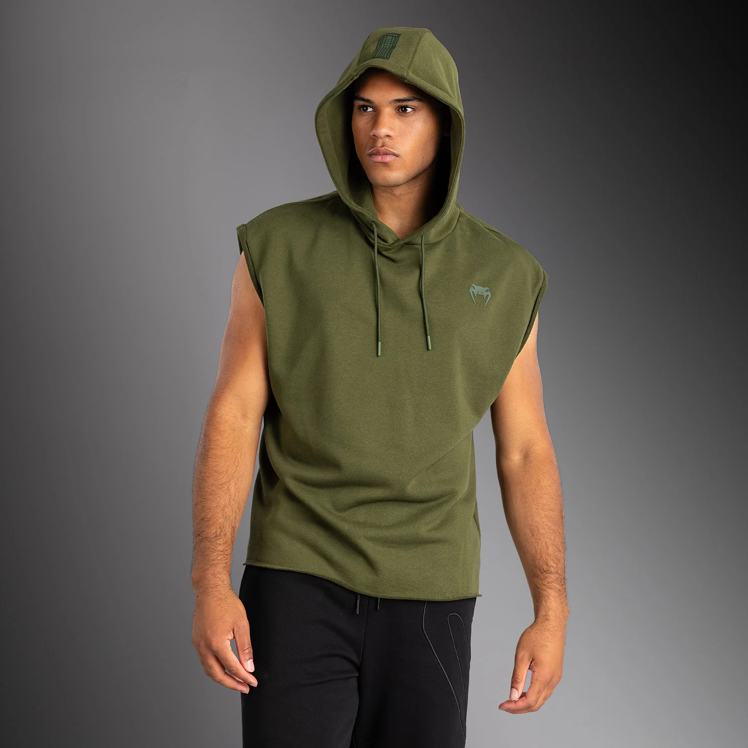 Venum Divide Sudadera con Capucha Sin Mangas - Verde Militar - Image 3