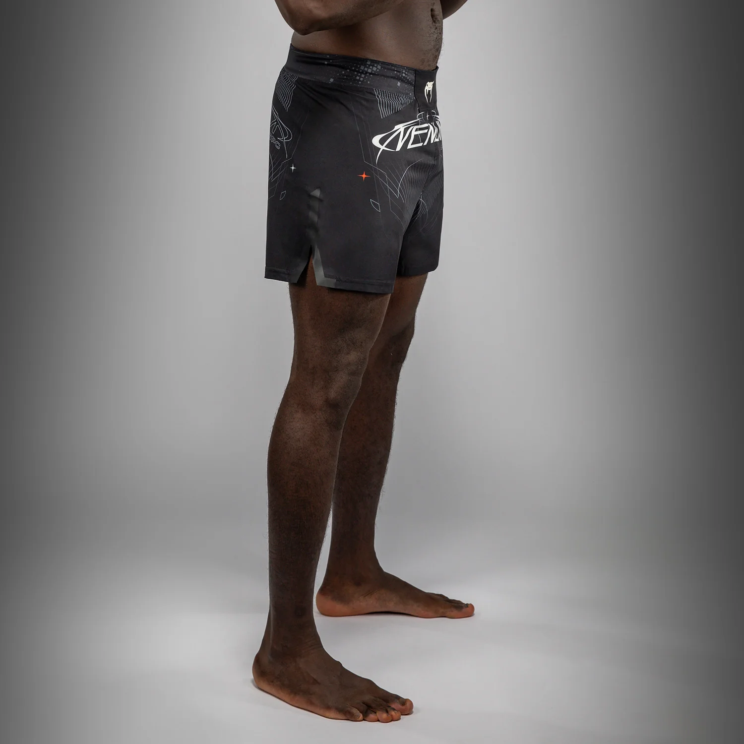 Venum Eclipse Pantalones Cortos de Lucha – Negro/Marfil - Image 2