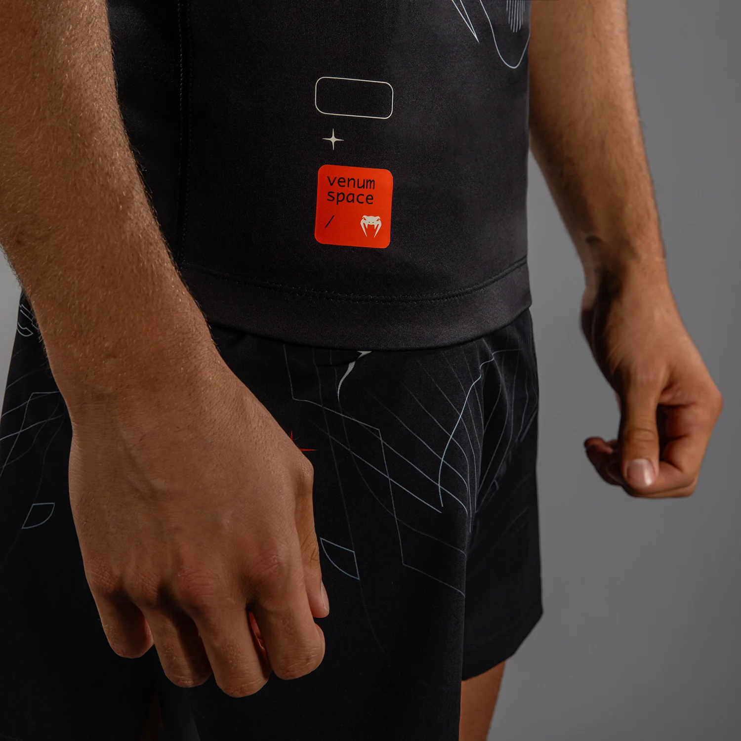 Venum Eclipse Rashguard Manga Corta – Negro/Marfil - Image 6