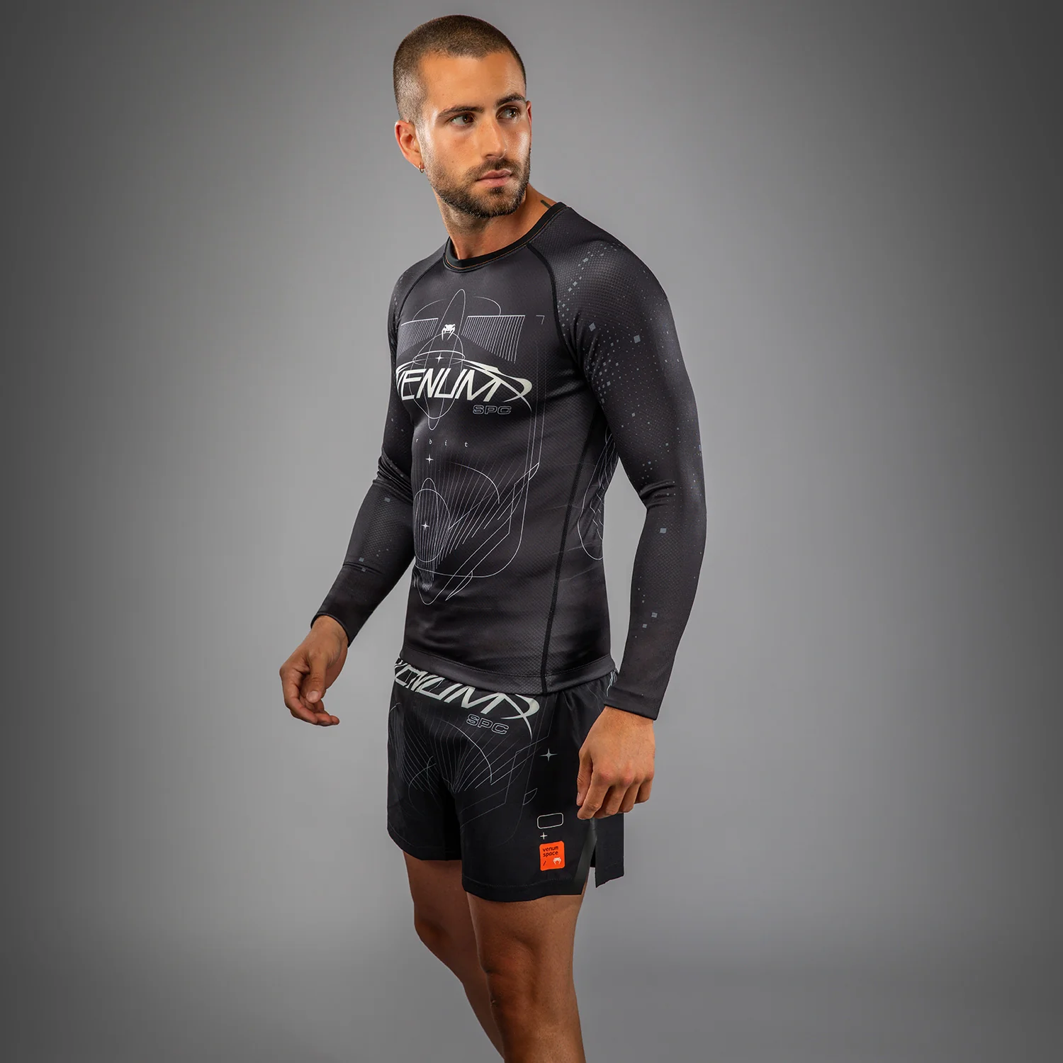 Venum Eclipse Rashguard Manga Larga – Negro/Marfil - Image 2