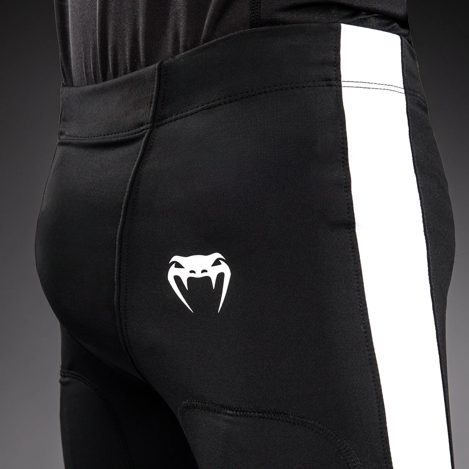 Venum Elite Football Short de Compresión Para Niños - Negro - Image 4