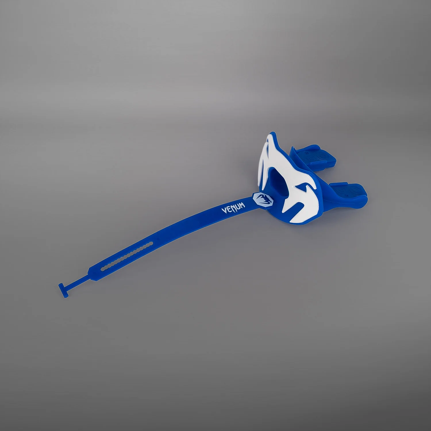 Venum Elite Protector Bucal Edición Logo  - Azul/Blanco - Image 5