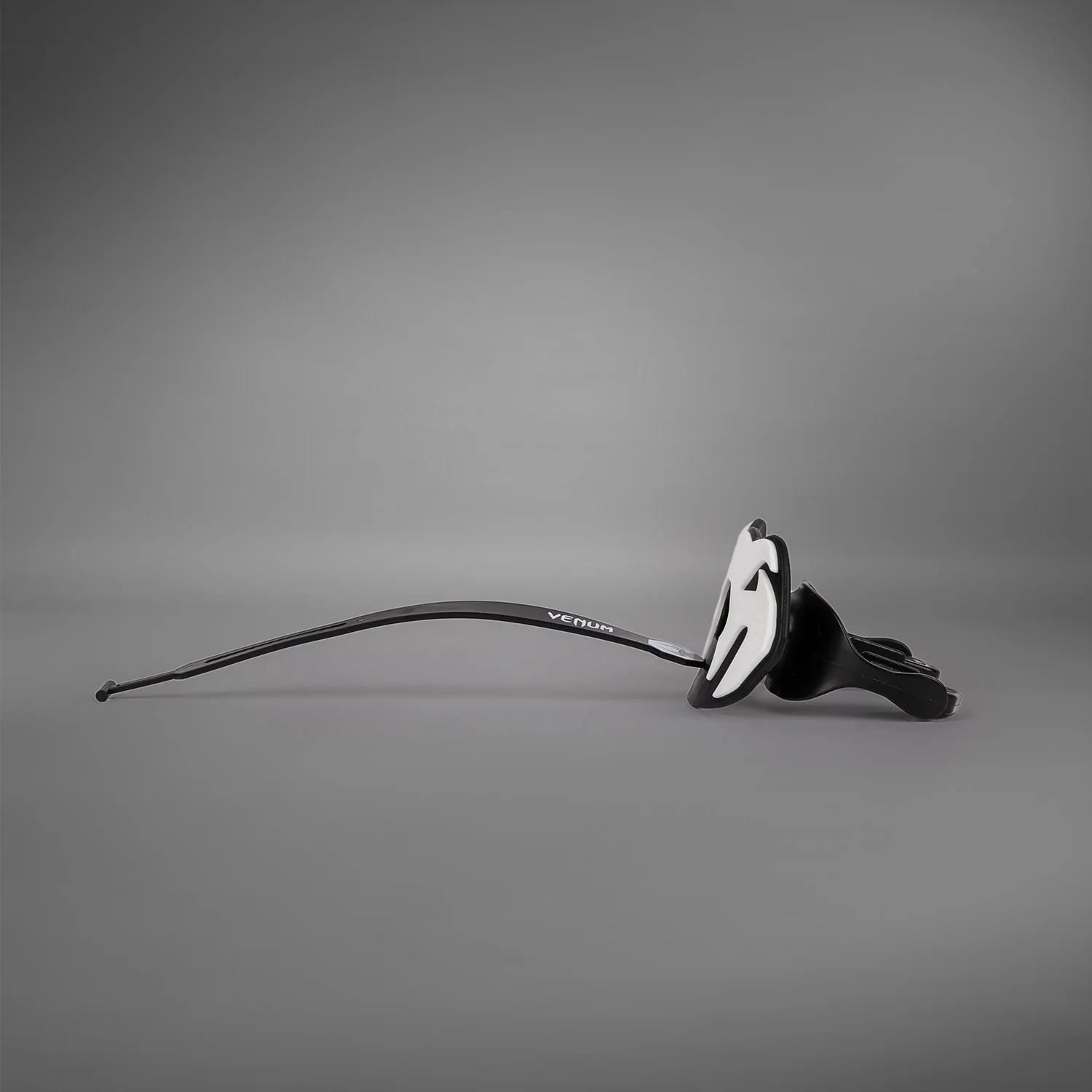 Venum Elite Protector Bucal Edición Logo  - Negro/Blanco - Image 6