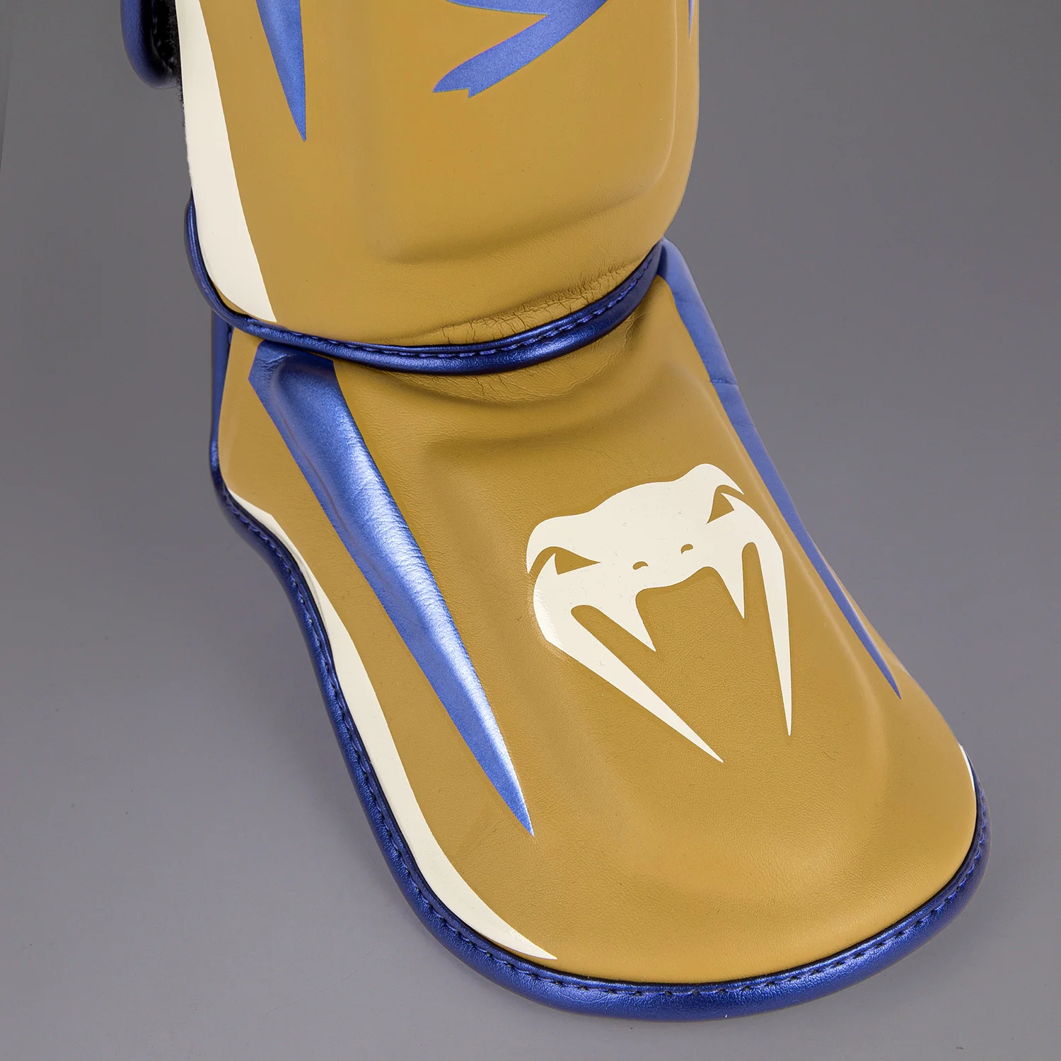 Venum Elite Protectores de Espinillas - Camel - Edición especial - Image 3