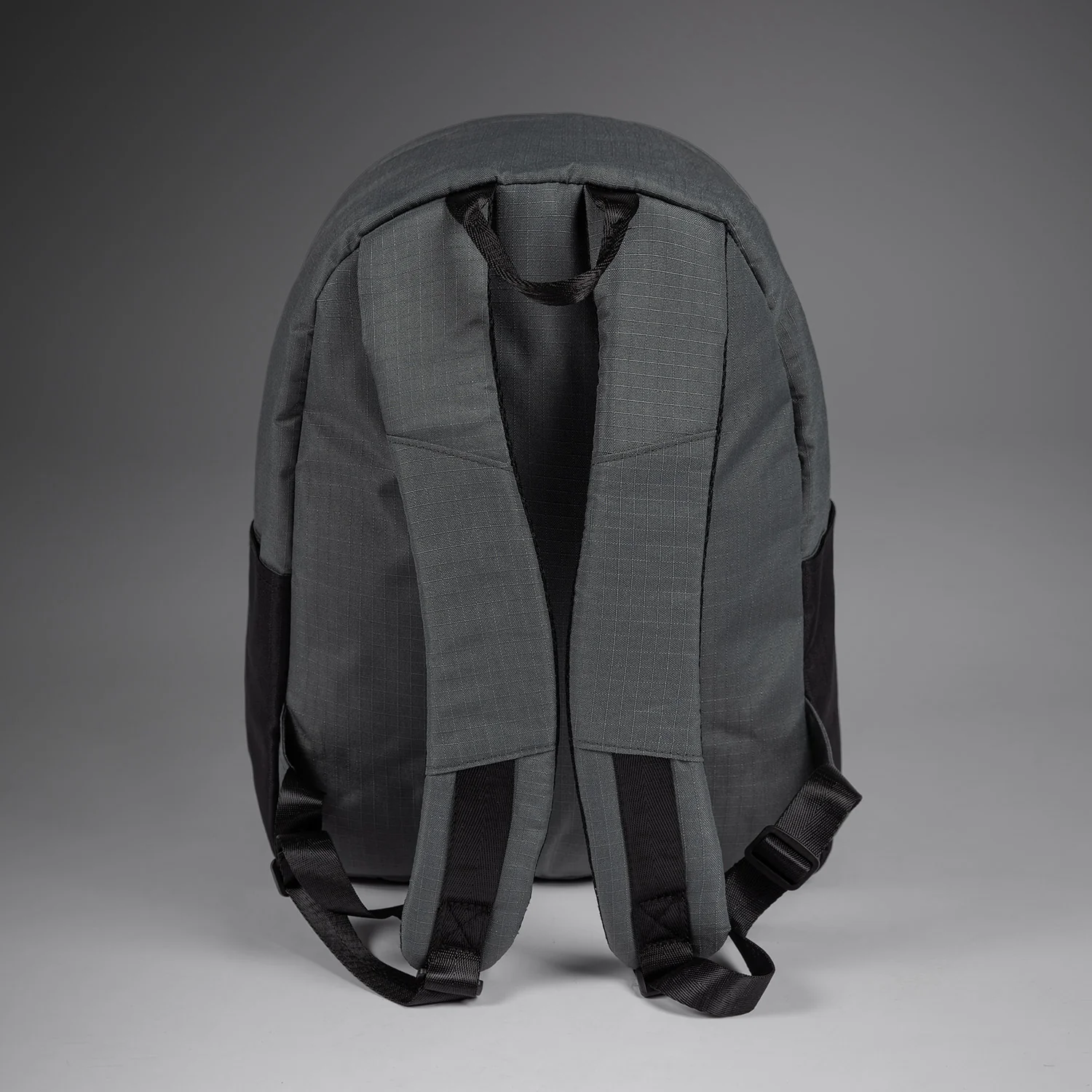 Venum Evo 2 Mochila Ligera (20-25L) – Gris Tormenta - Image 3