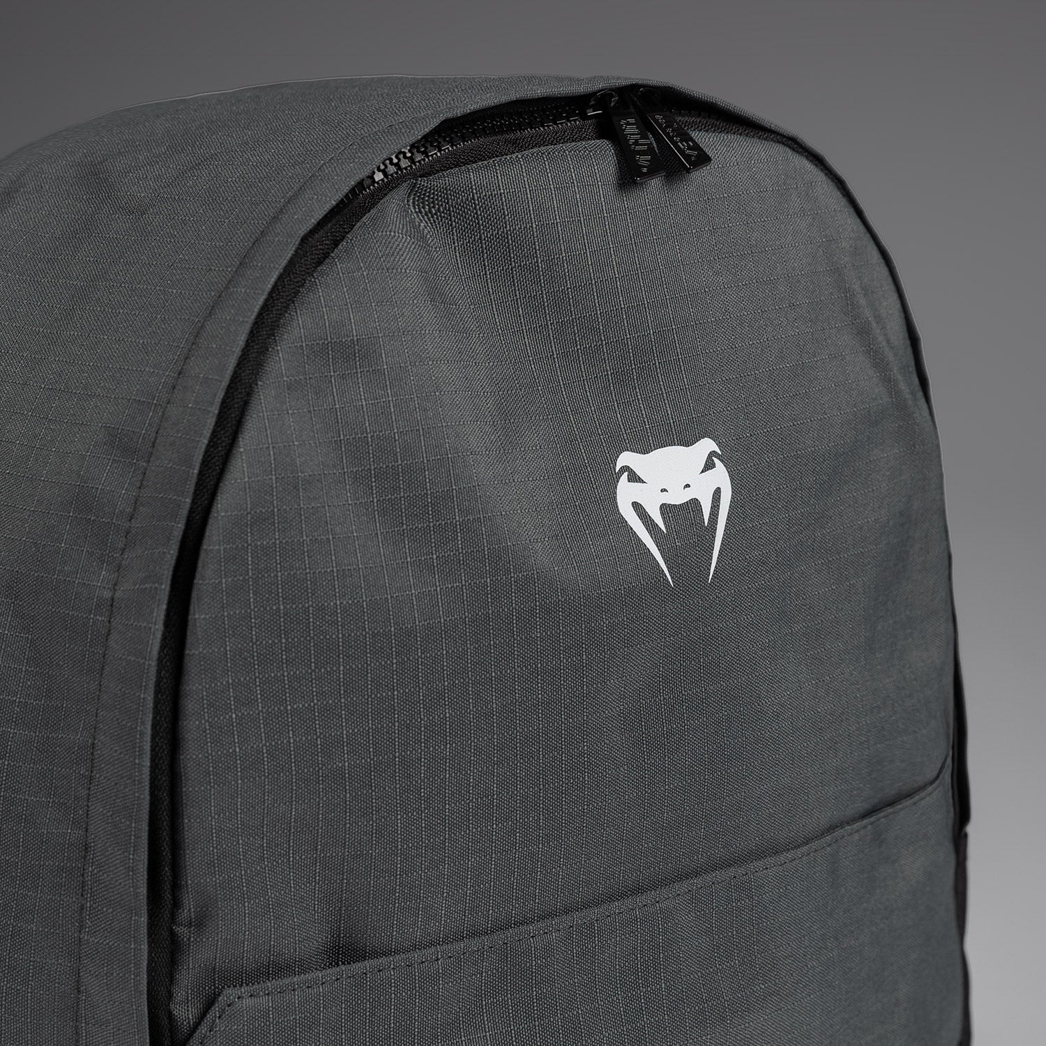 Venum Evo 2 Mochila Ligera (20-25L) – Gris Tormenta - Image 5