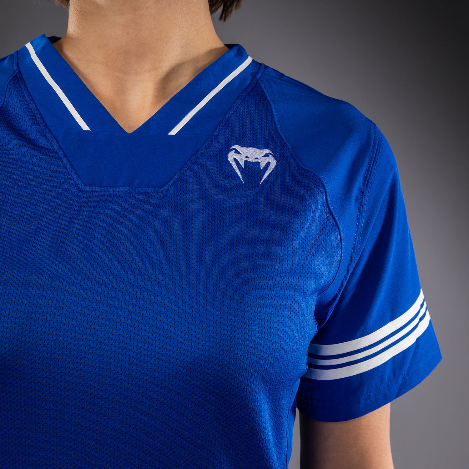 Venum Flag Football Camiseta para Mujer - Azul Real - Image 3