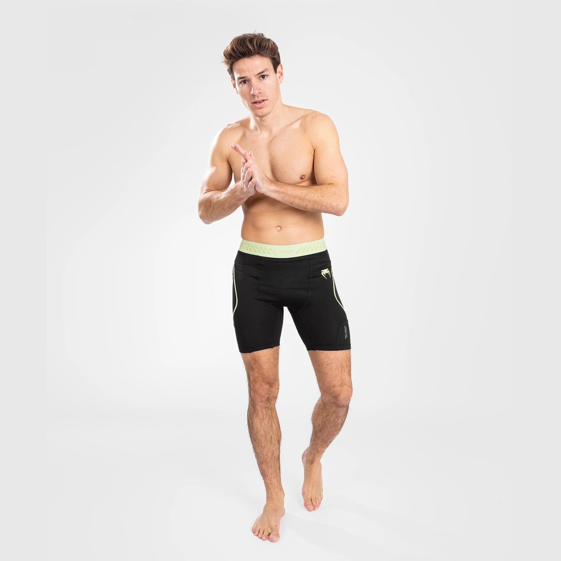 Venum Fusion 2.0 Vale Tudo Hombre - Negro/Amarillo - Image 3