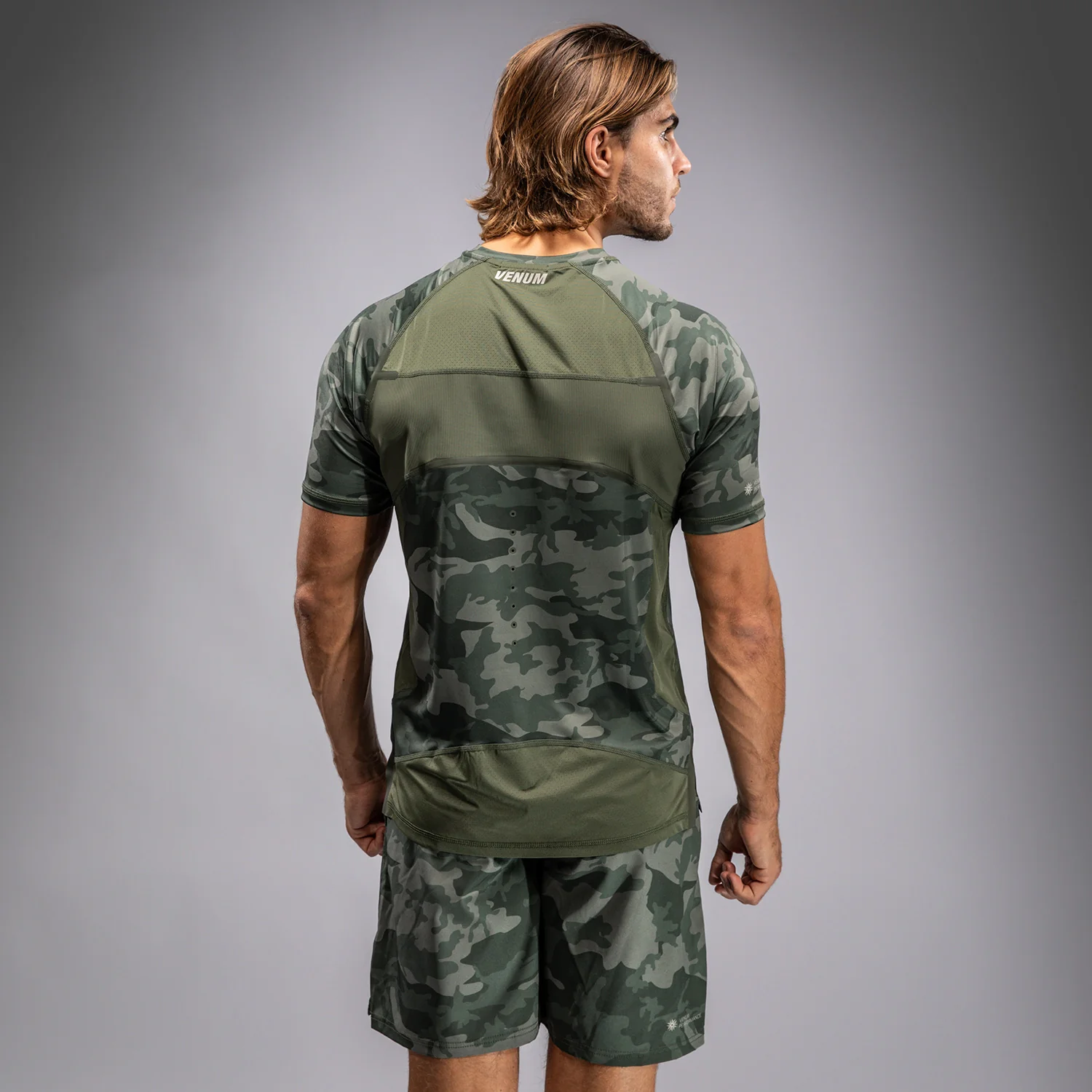Venum G-Fit Air Camiseta Dry-Tech para Hombre - Camuflaje Militar - Image 2