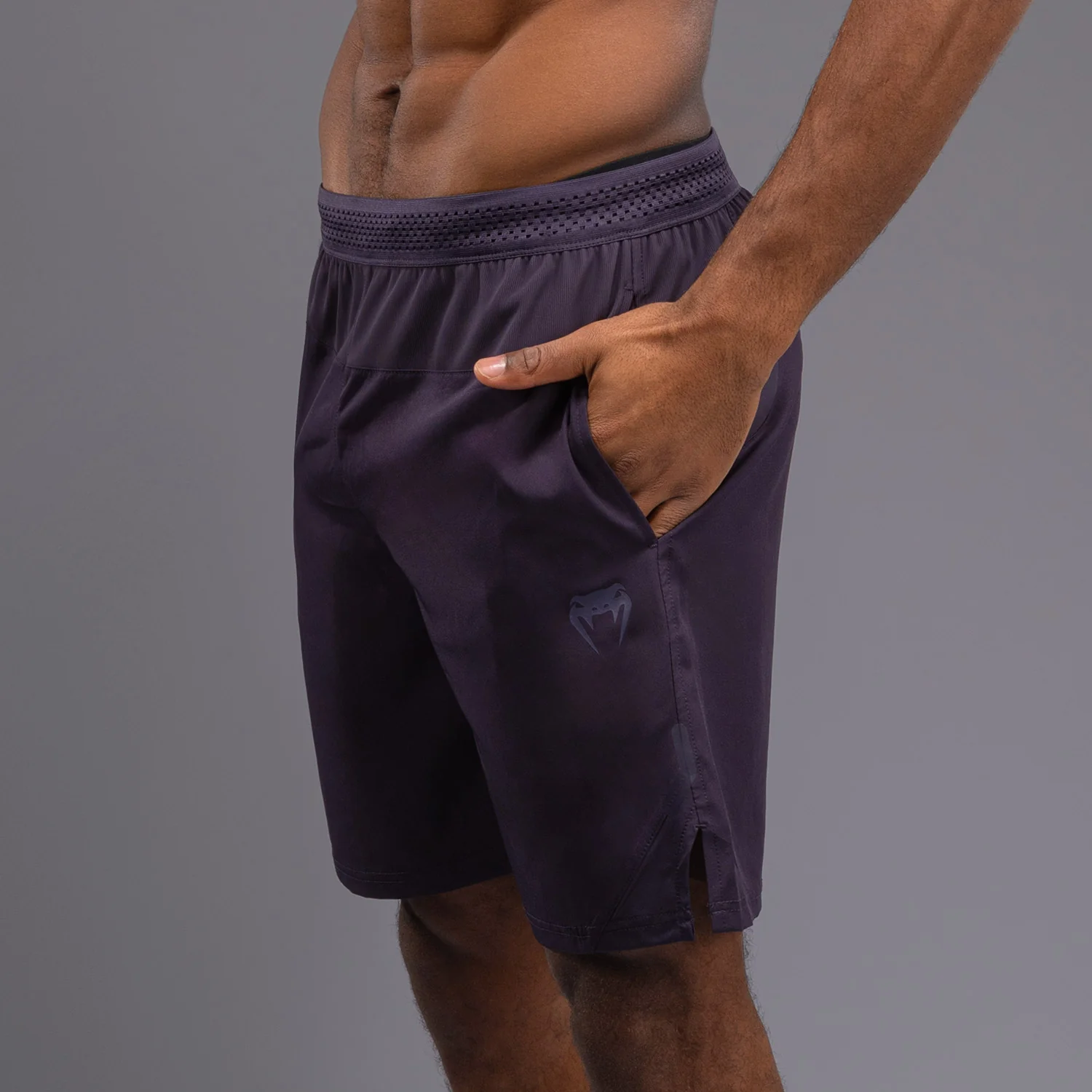 Venum G-Fit Air Pantalones Cortos de Entrenamiento para Hombre - Púrpura Profundo - Image 5
