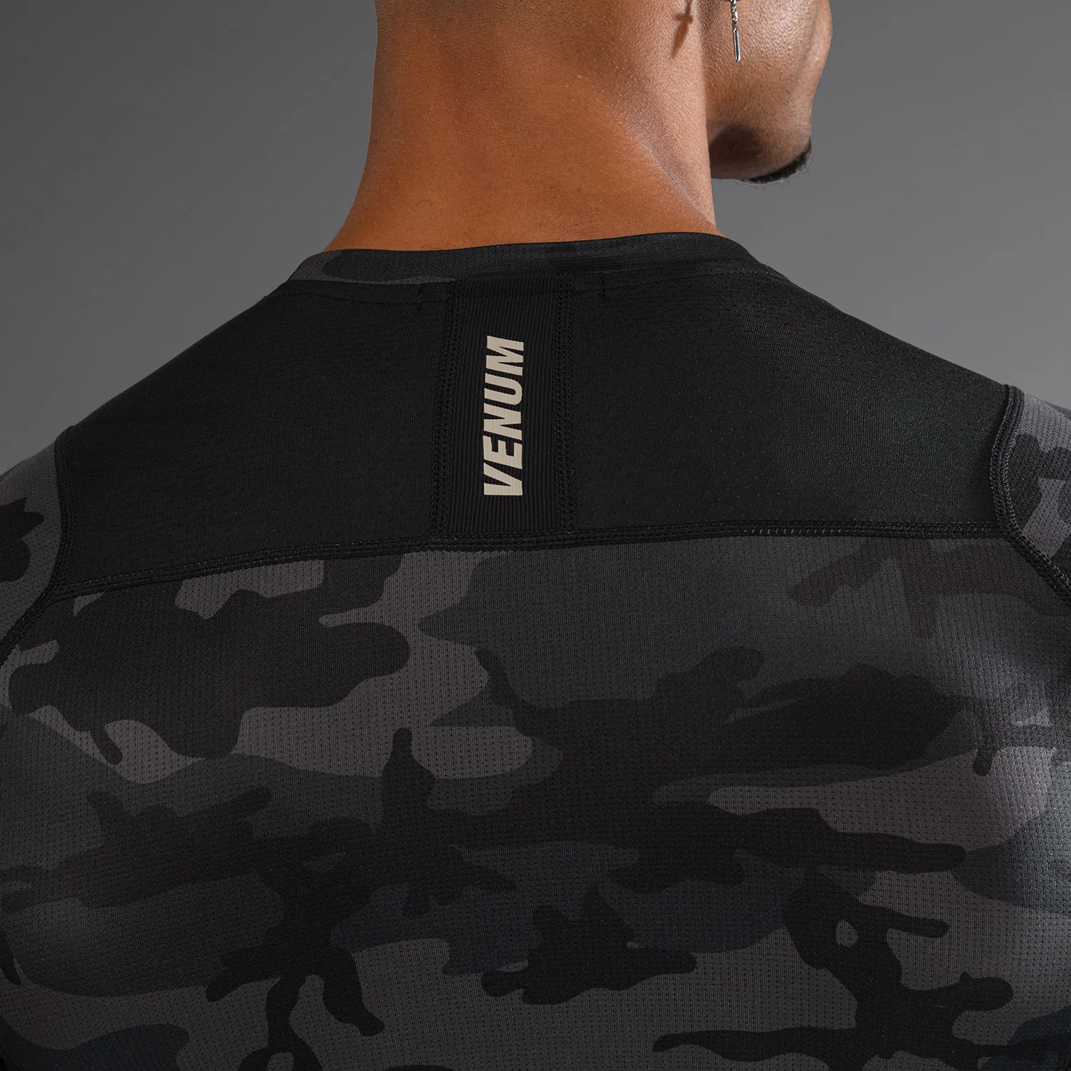 Venum G-Fit Air Rashguard de Manga Larga para Hombre - Camuflaje Urbano Digital - Image 6