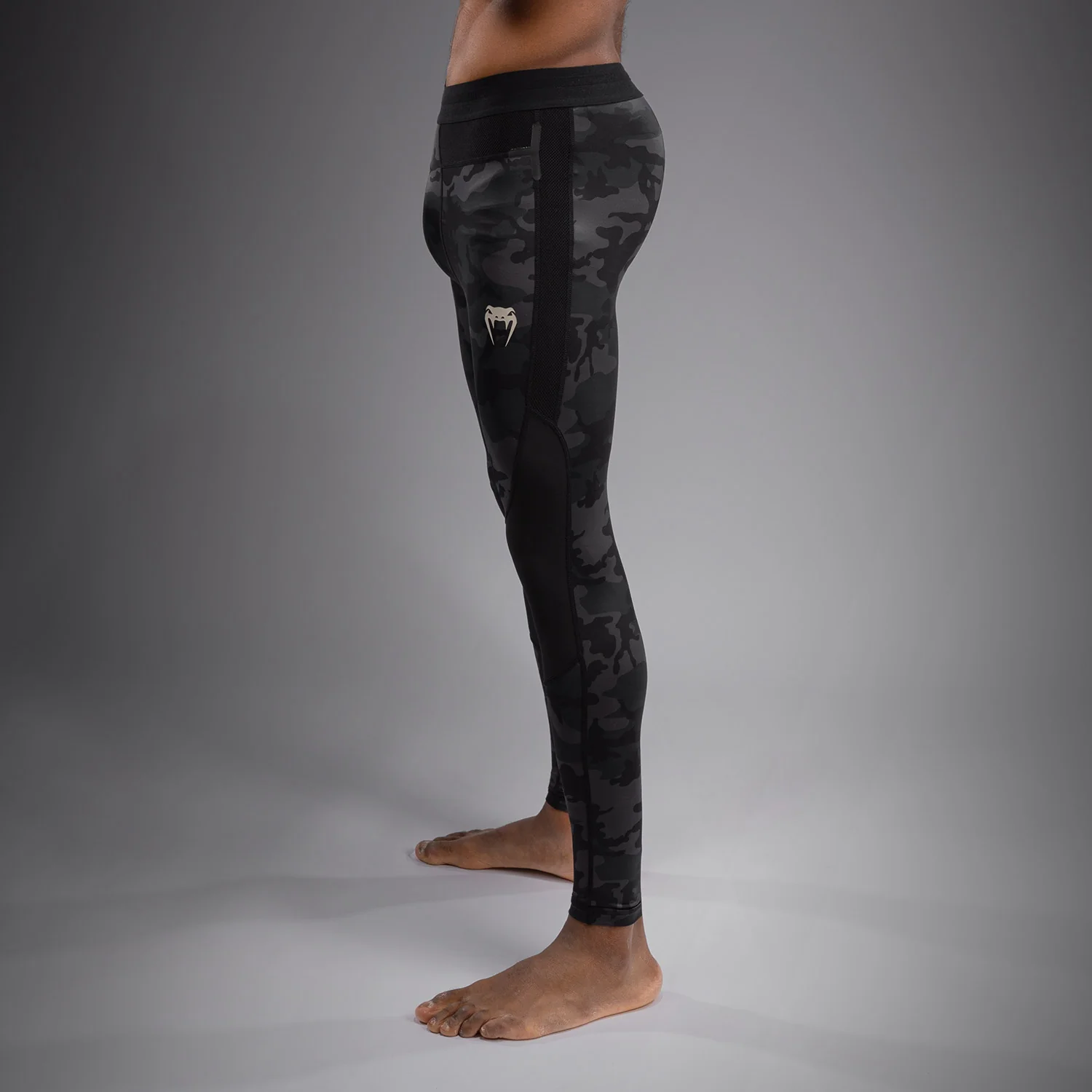 Venum G-Fit Air Spats para Hombre - Camuflaje Urbano Digital - Image 2