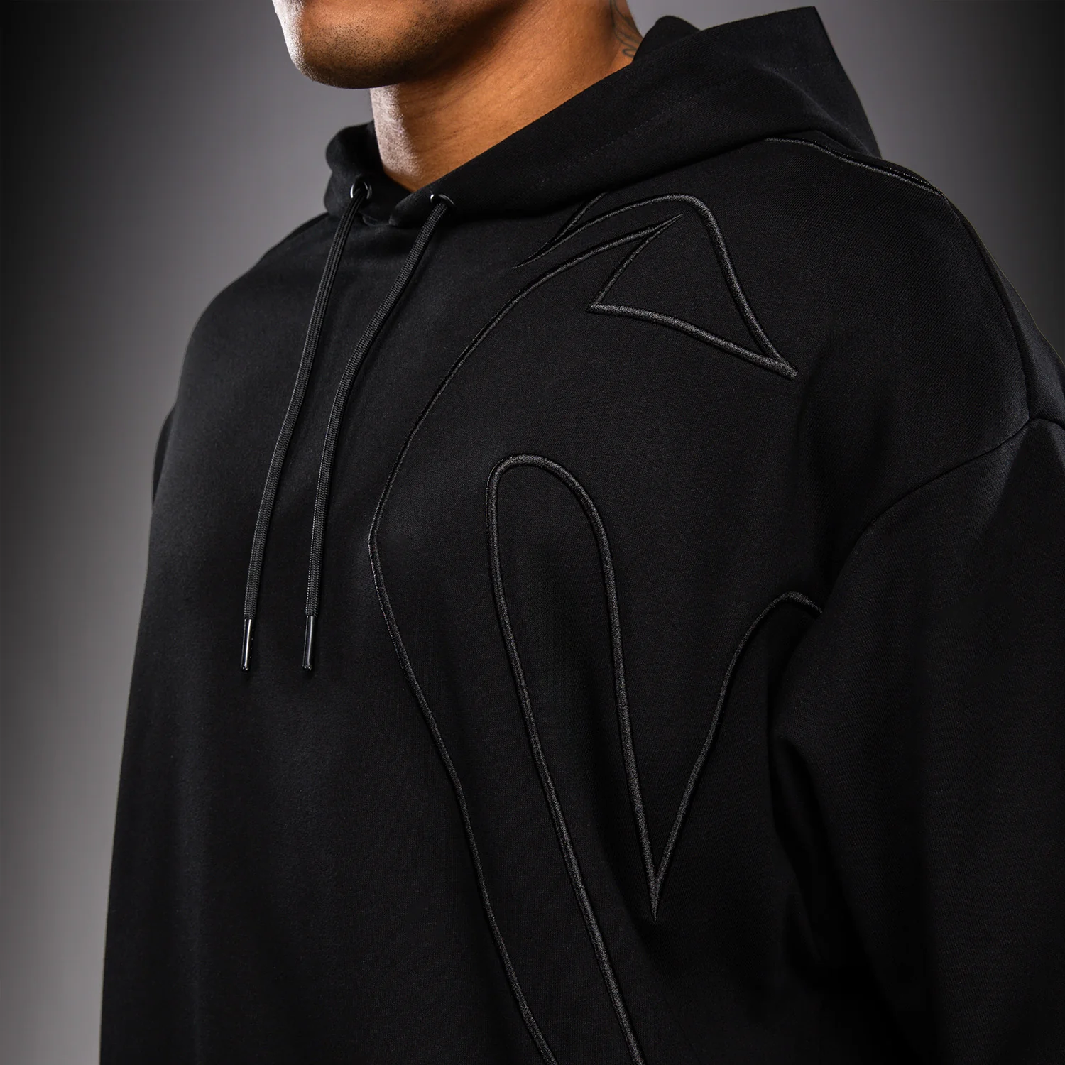 Venum Giant 3D Sudadera con Capucha – Negro - Image 3