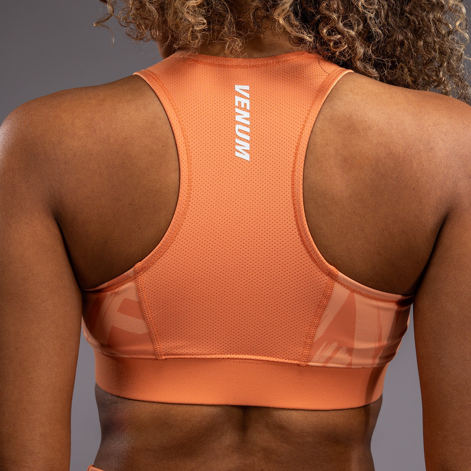 Venum Graffiti Sujetador Deportivo para Mujer - Albaricoque Terciopelo - Image 6