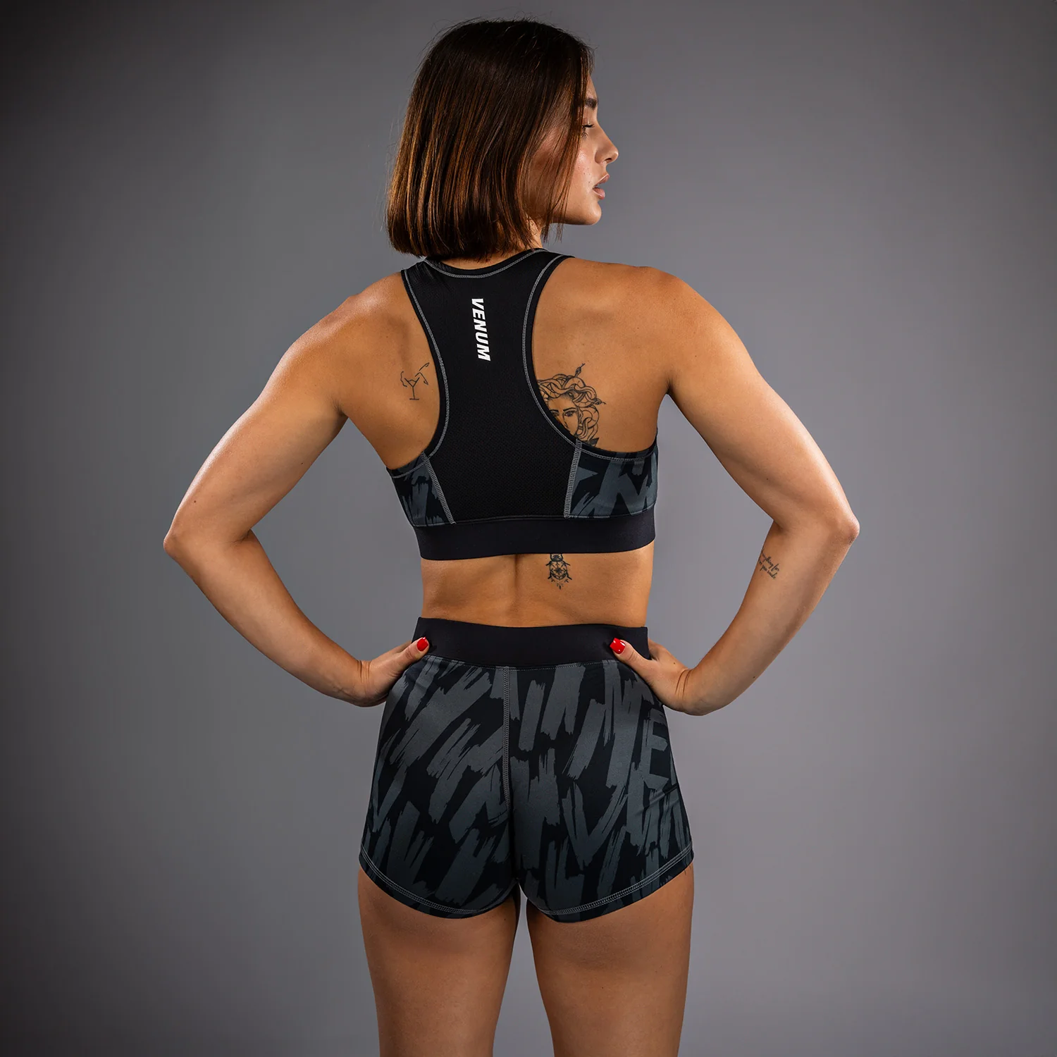 Venum Graffiti Sujetador Deportivo para Mujer - Carbón Urbano - Image 7