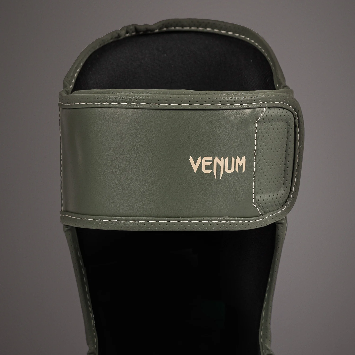 Venum Impact Evo Espinilleras - Verde Militar - Image 4