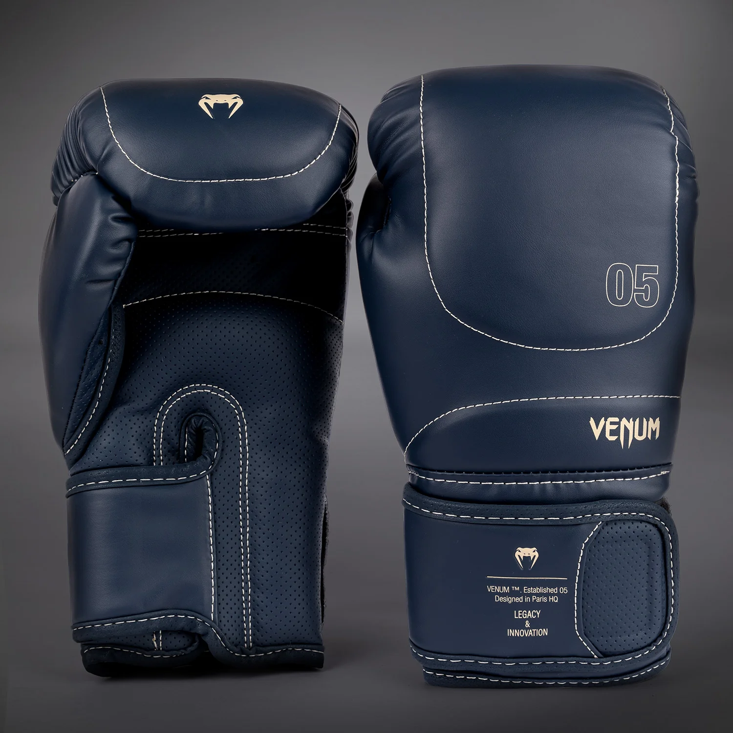 Venum Impact Evo Guantes de Boxeo - Icy Blue - Image 2