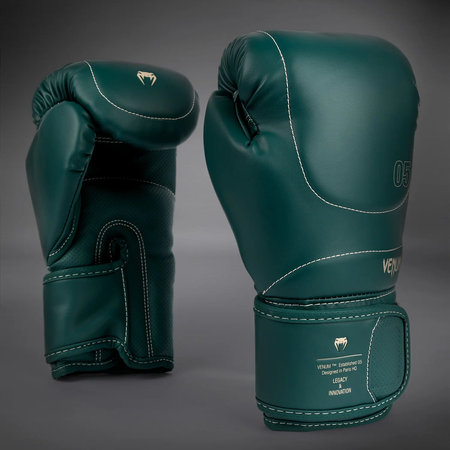 Venum Impact Evo Guantes de Boxeo - Verde Esmeralda - Image 2