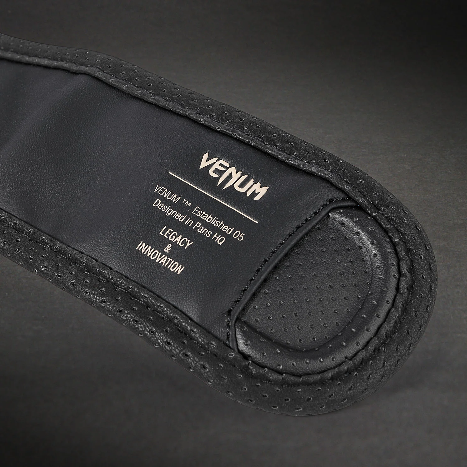Venum Impact Evo Guantes de sparring MMA - Negro - Image 6