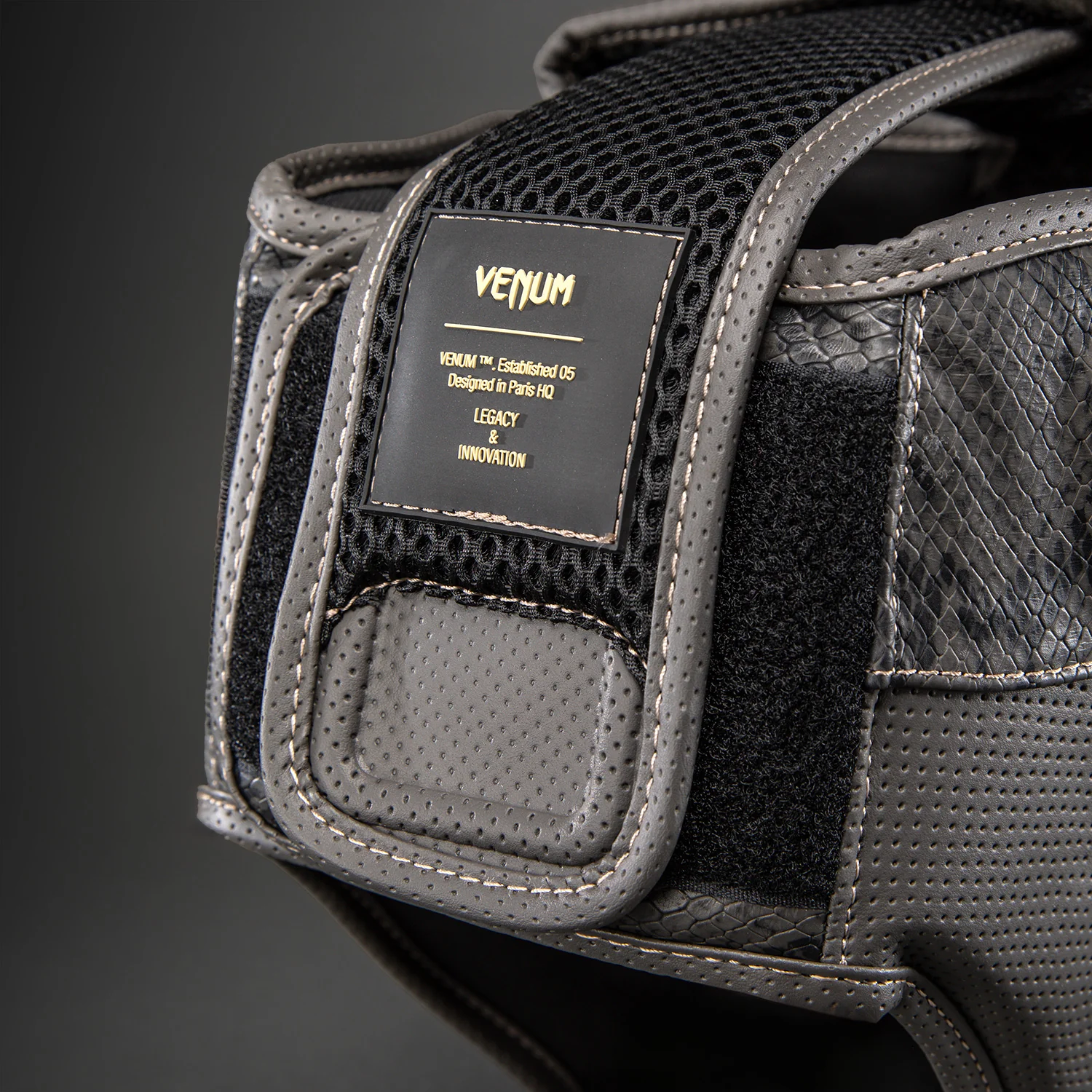 Venum Impact Evo Scales Casco de protección – Gris Oscuro - Image 5