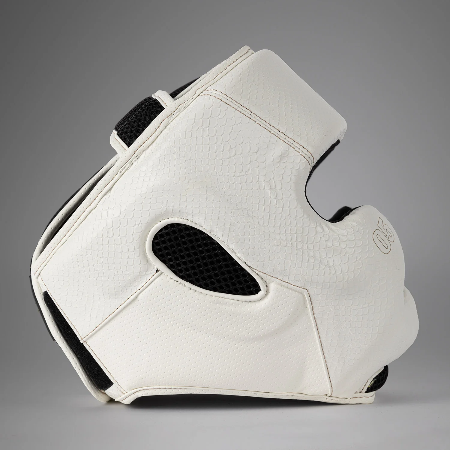 Venum Impact Evo Scales Casco de protección – Marfil - Image 3