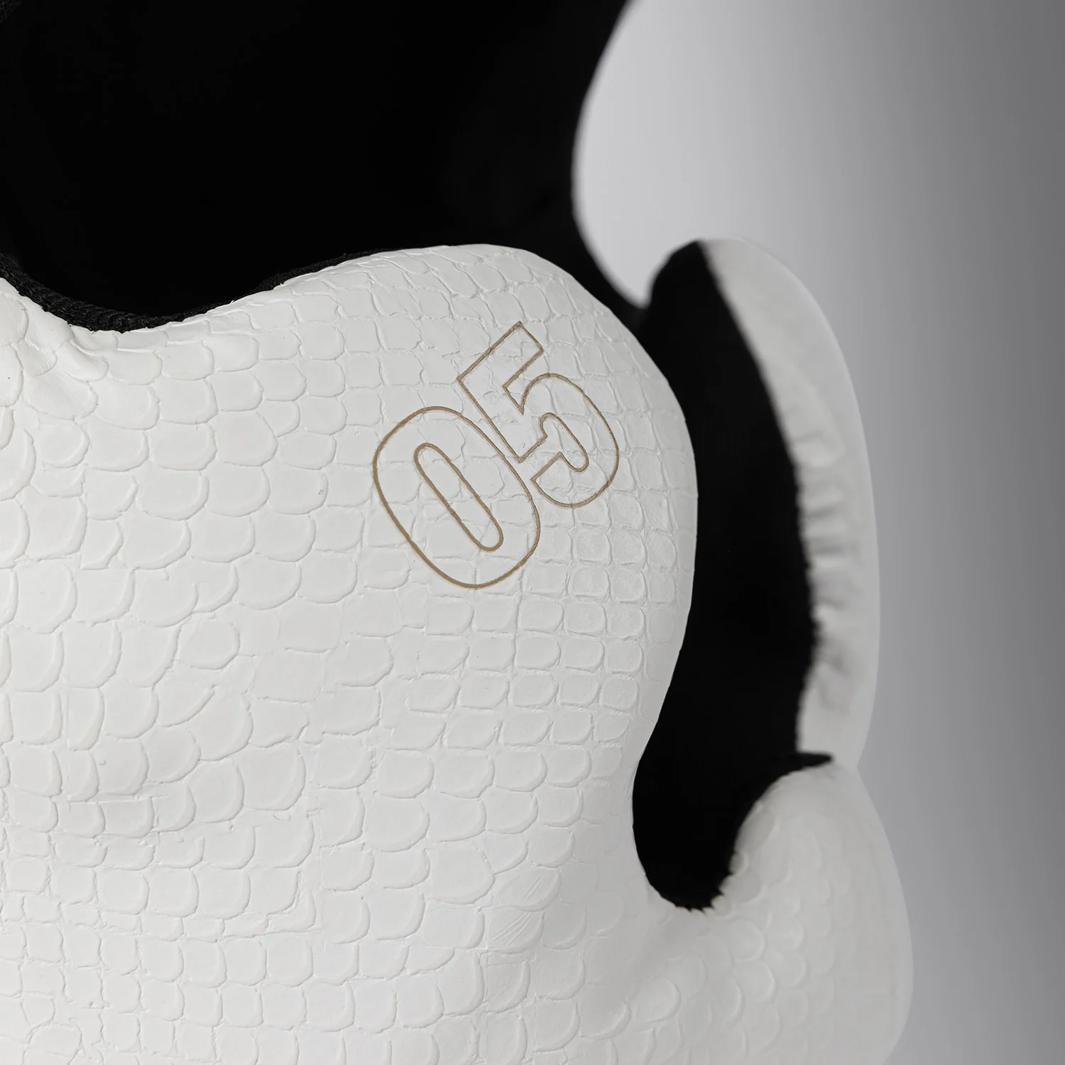 Venum Impact Evo Scales Casco de protección – Marfil - Image 6