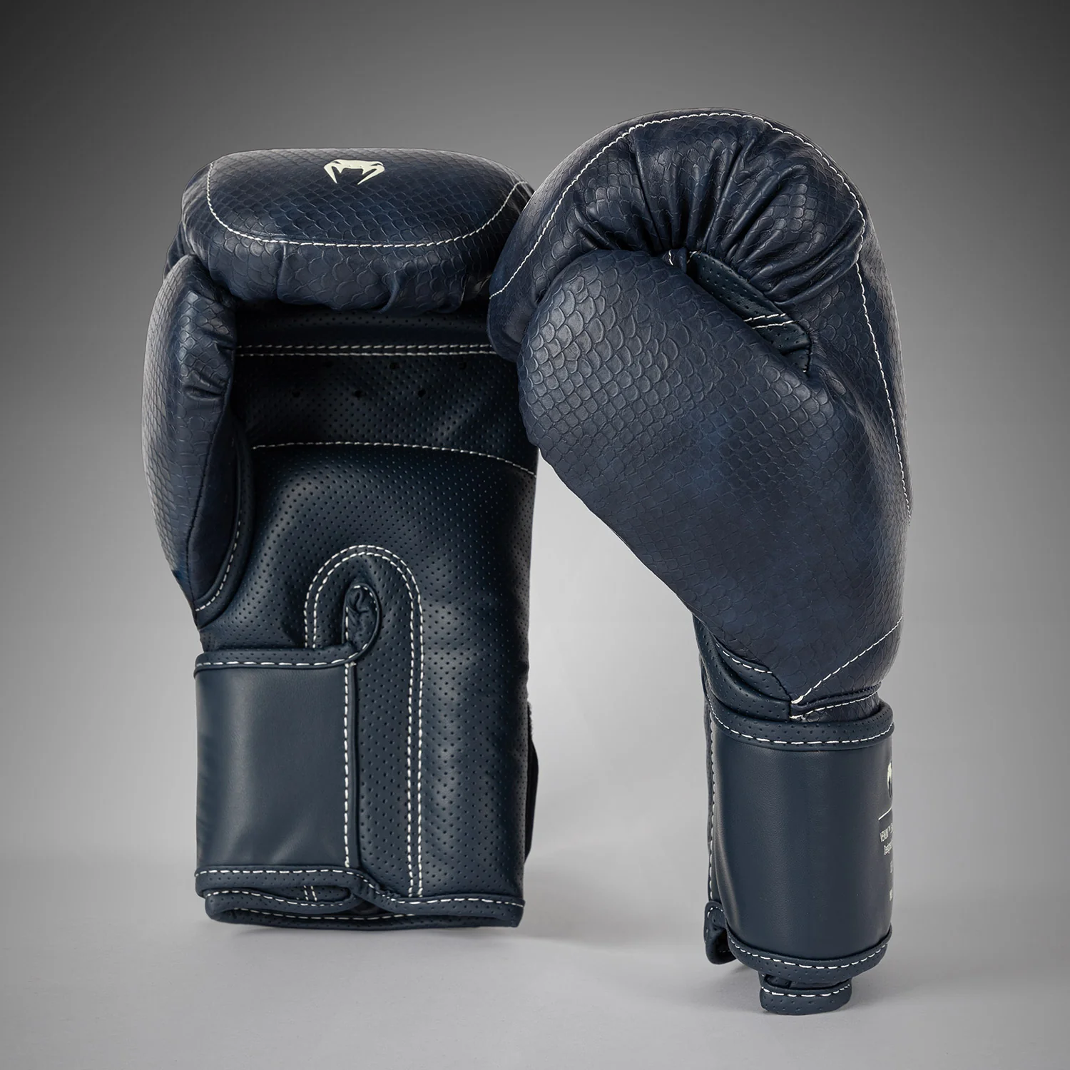 Venum Impact Evo Scales Guantes de Boxeo – Azul Medianoche - Image 4
