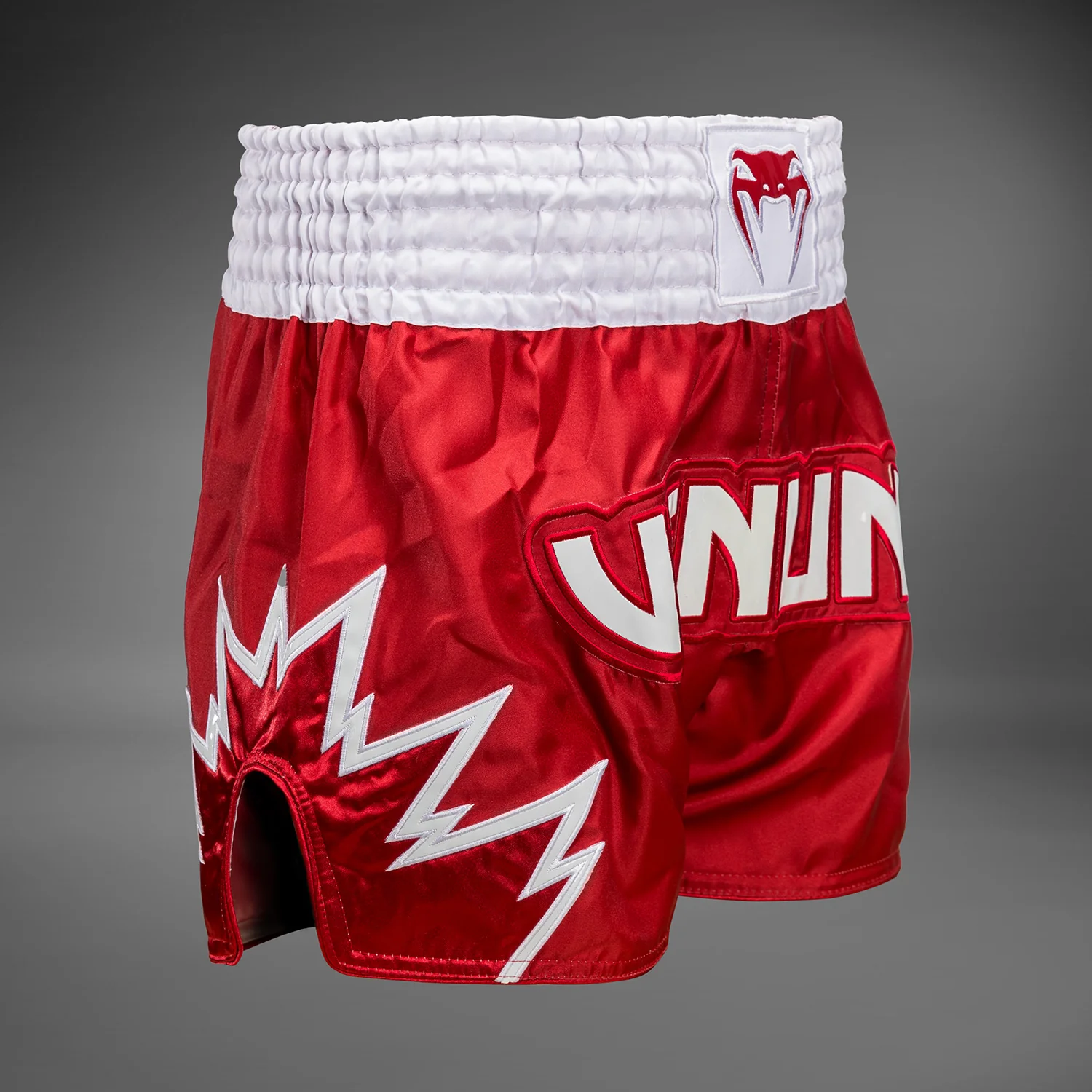 Venum Inferno Pantalones cortos de Muay Thai - Rojo/Blanco - Image 4