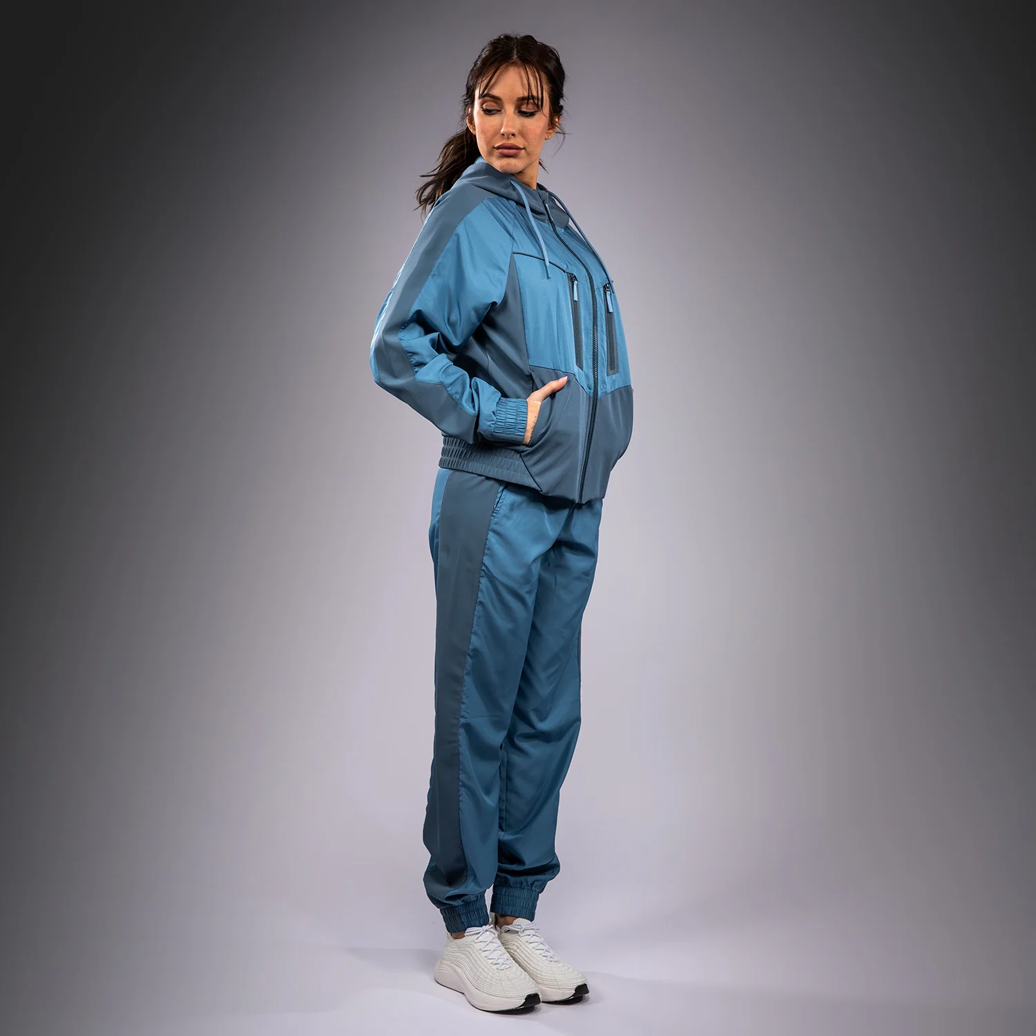 Venum Laser 3.0 Chaqueta de chándal para mujer - Azul Pacífico - Image 5