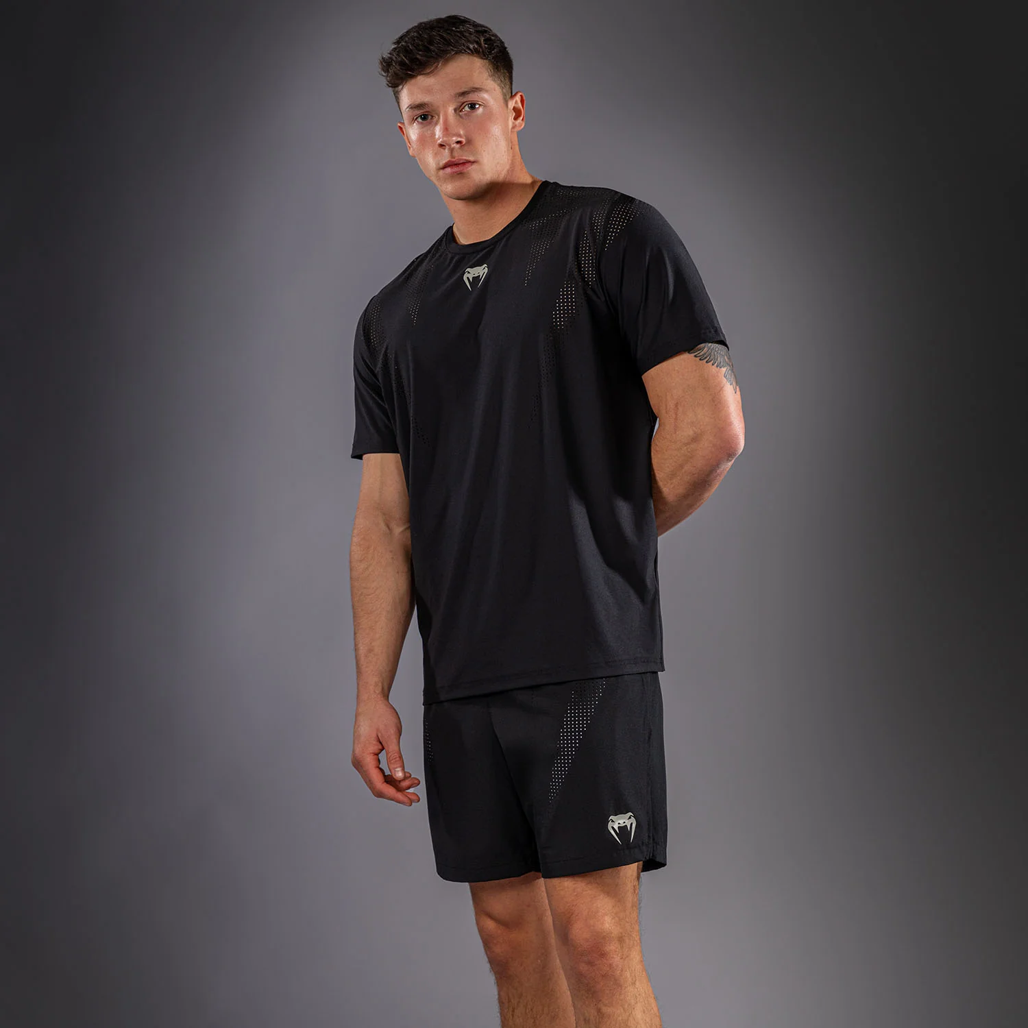 Venum Lazer Camiseta Dry Tech - Negro/Gris - Image 3