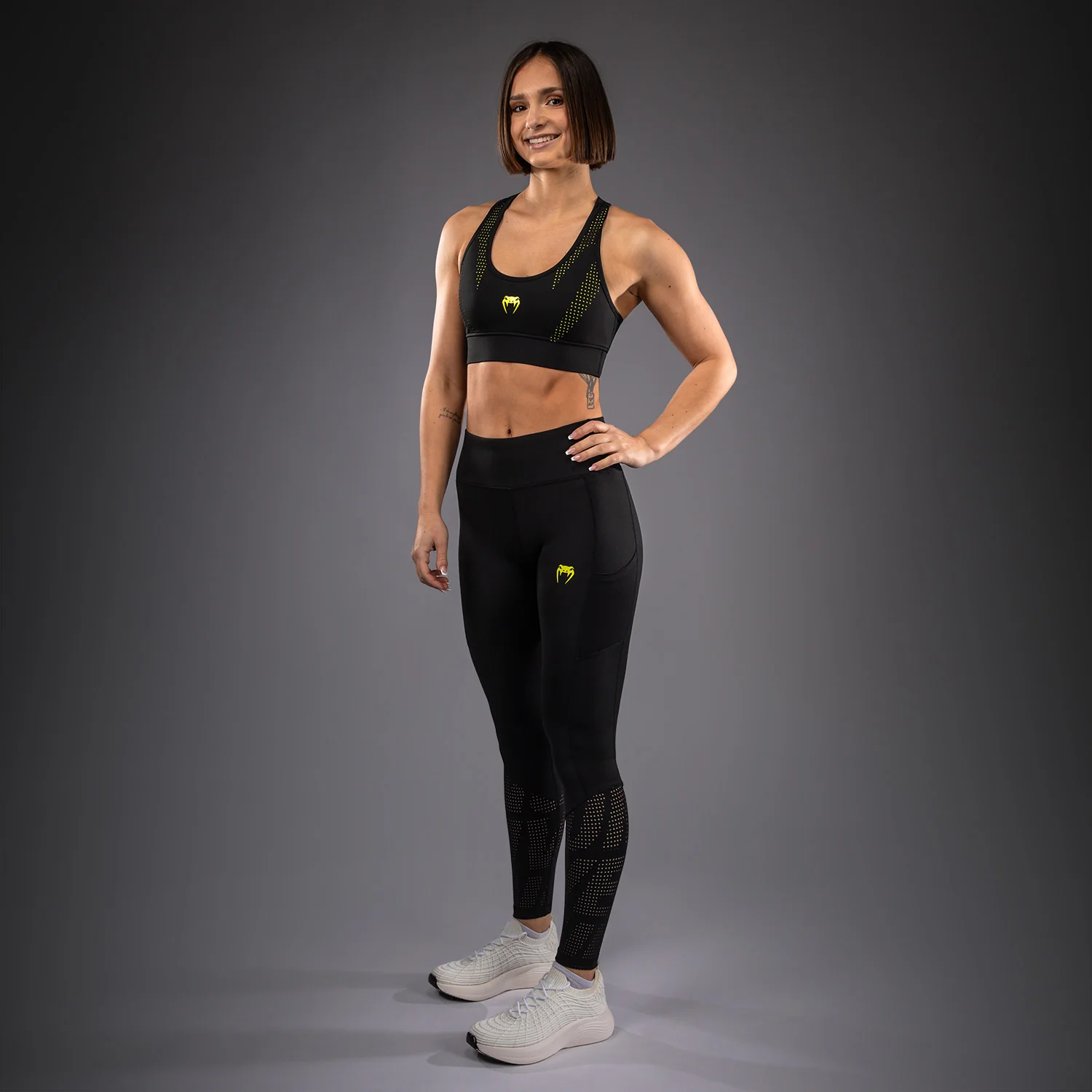 Venum Lazer Sujetador Deportivo Para Mujer - Negro/Amarillo - Image 6