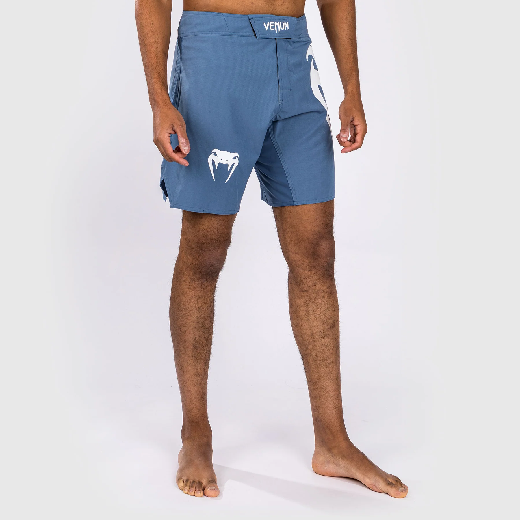 Venum Light 5.0 Pantalones cortos de lucha - Azul/Blanco - Image 3