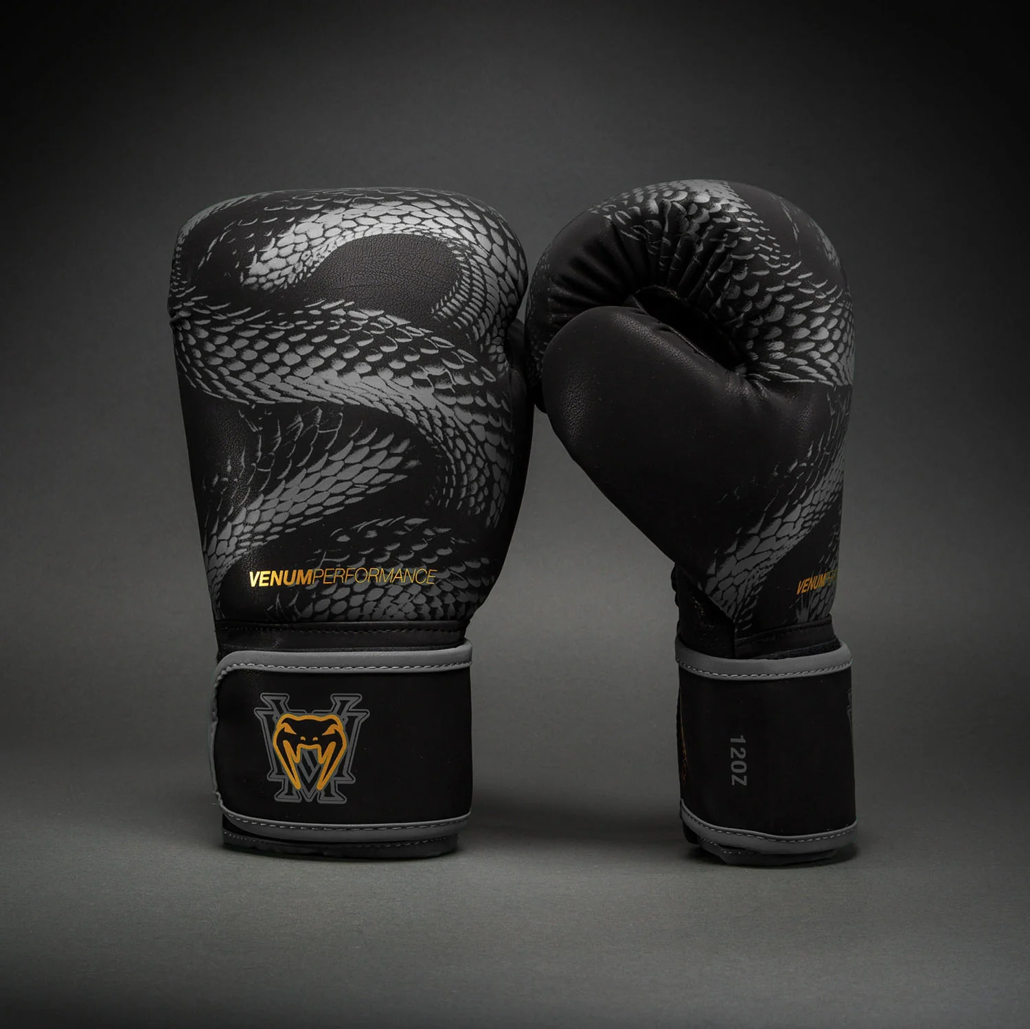 Venum Matupa Guantes de Boxeo - Negro/Gris/Oro - Image 2