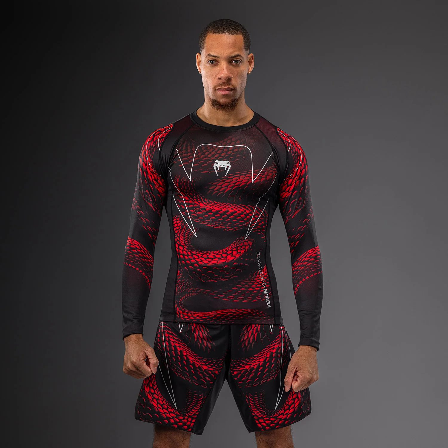 Venum Matupa Rashguard Manga Larga - Negro/Rojo/Plata