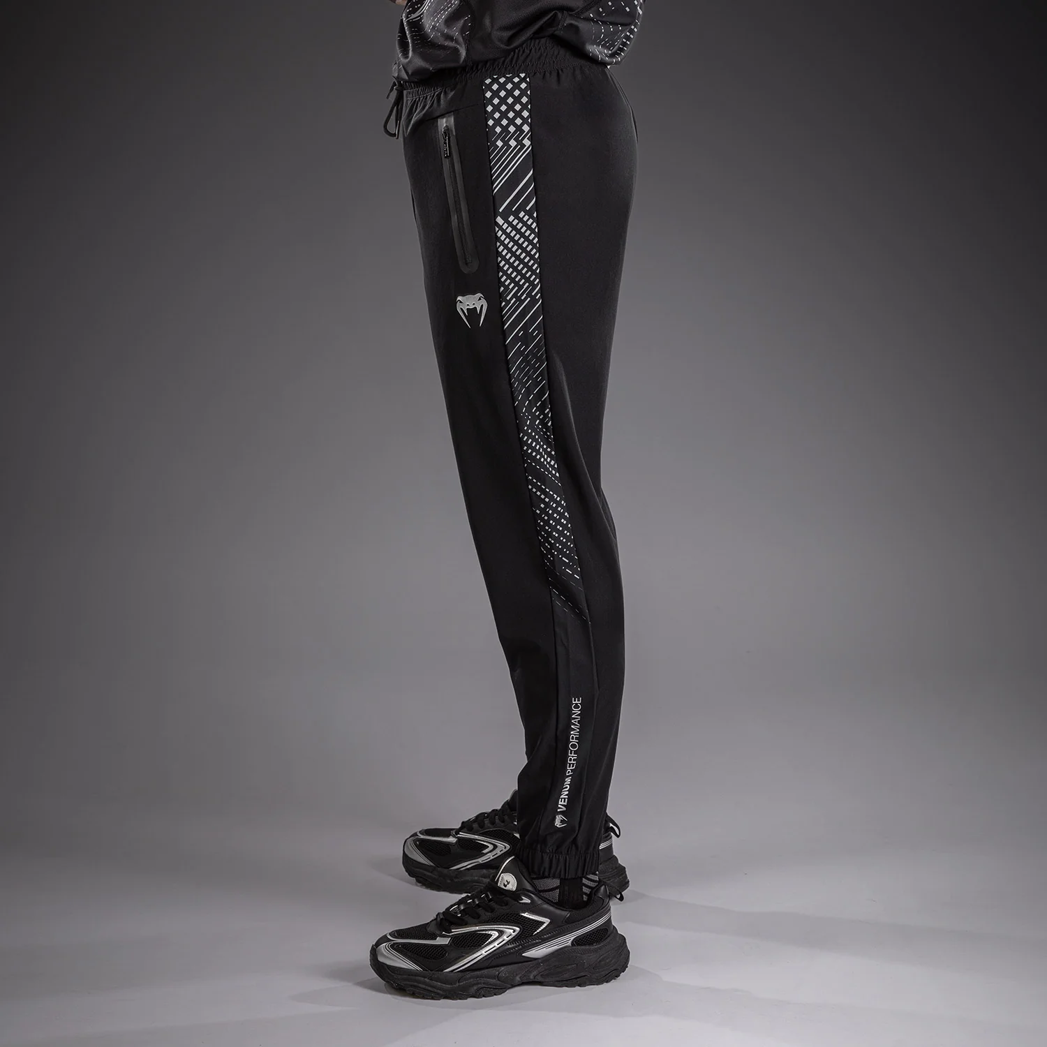 Venum Midnight Fury Pantalones de Chándal – Negro/Gris/Plata - Image 6