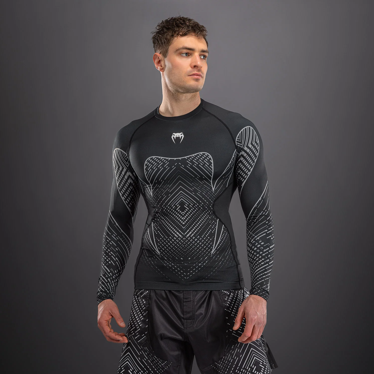 Venum Midnight Fury Rashguard Manga Larga – Negro/Gris/Plata
