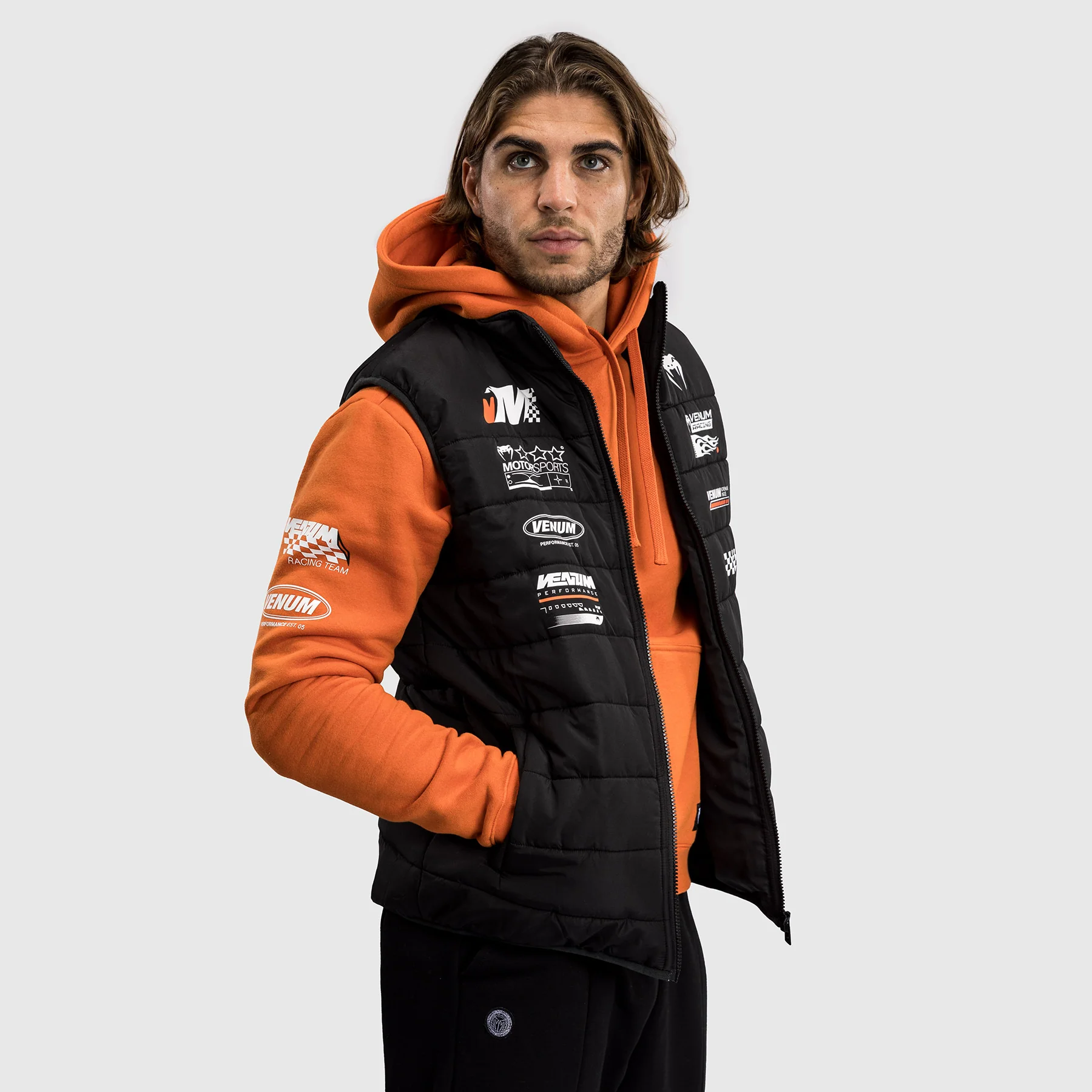 Venum Motorsport Chaqueta Acolchada - Negro Profundo - Image 2