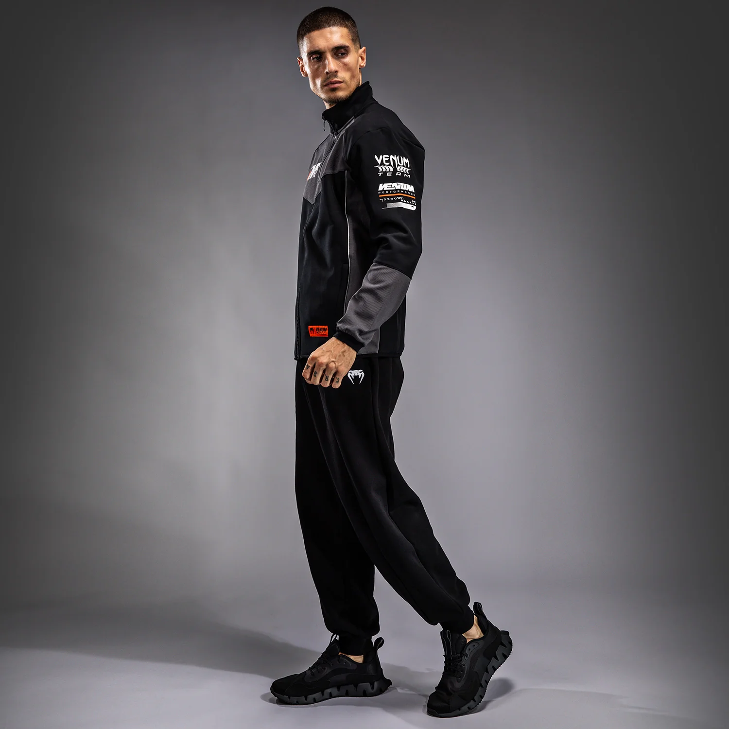 Venum Motorsport Chaqueta Softshell - Negro Profundo - Image 4