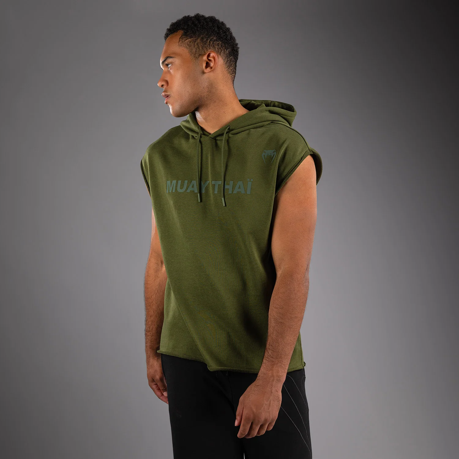 Venum Muay Thai VT Sudadera con Capucha Sin Mangas – Verde Militar - Image 2