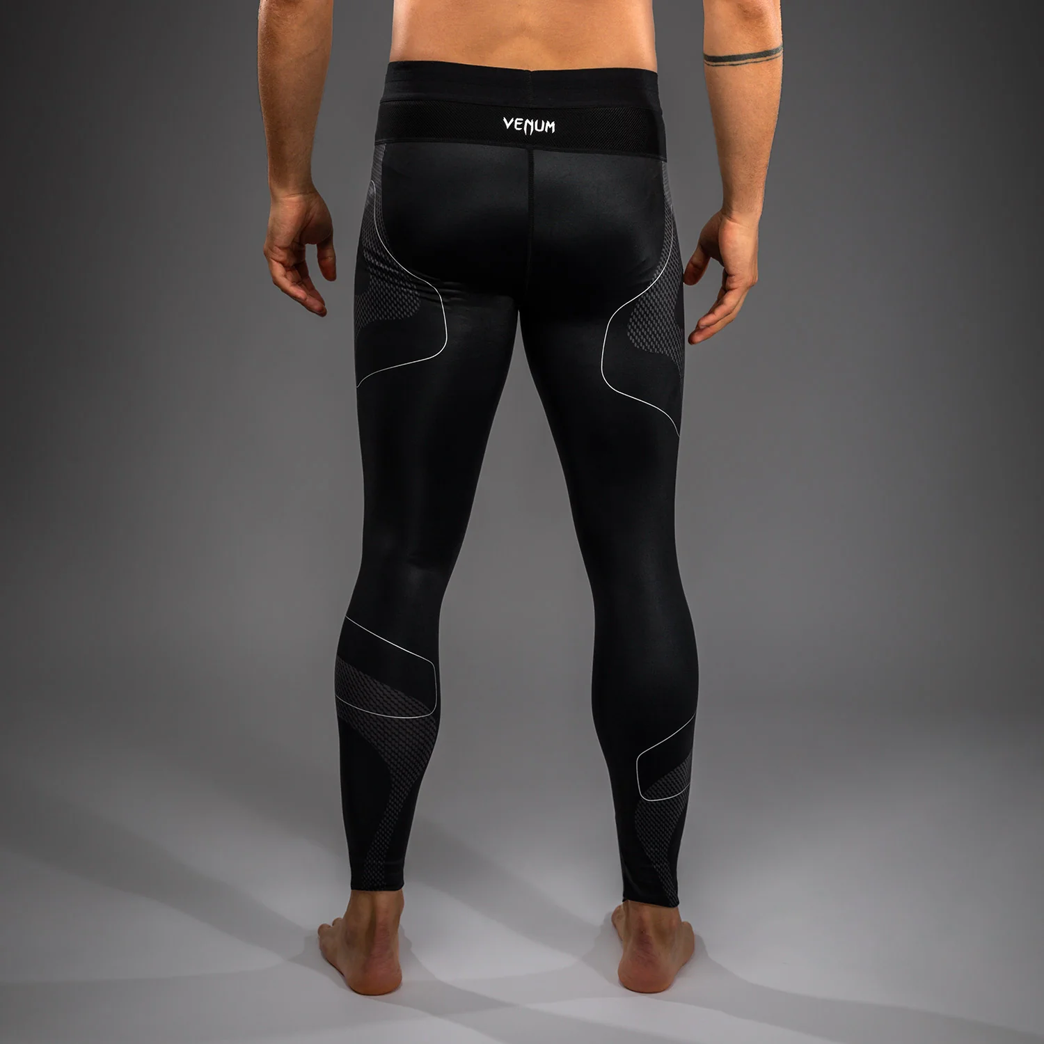 Venum Nexus Pantalones Ajustados – Negro/Plata - Image 5