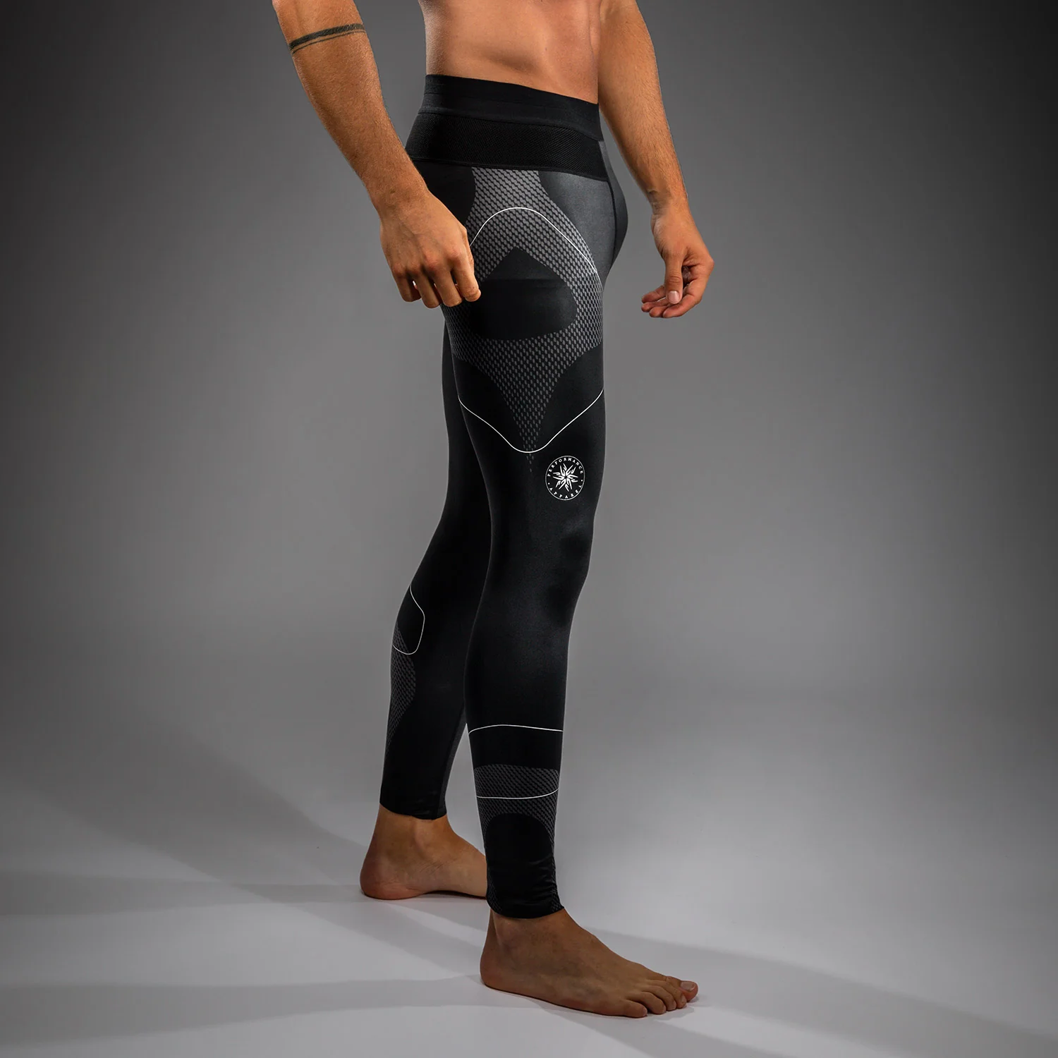 Venum Nexus Pantalones Ajustados – Negro/Plata - Image 6