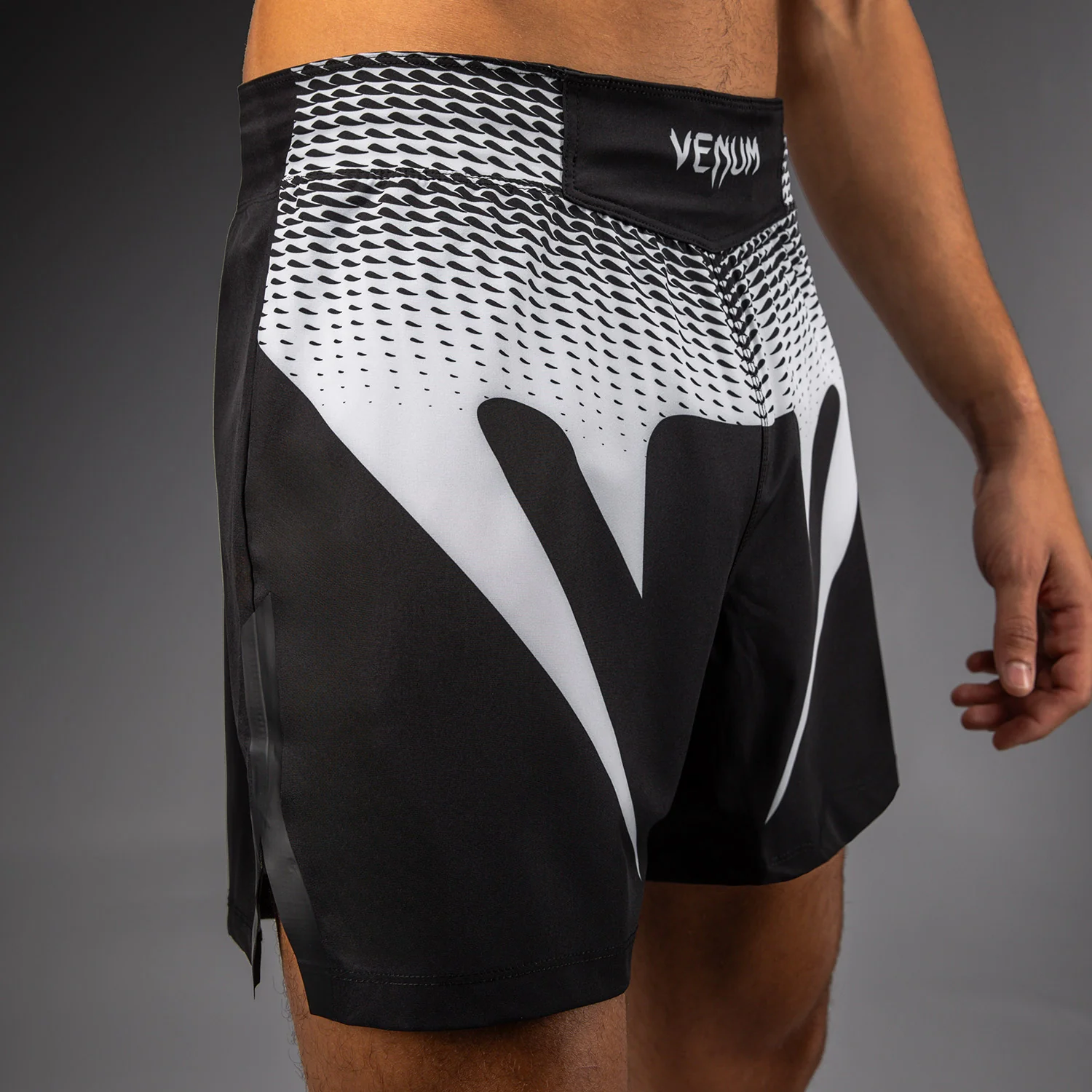Venum No Gi Pantalones Cortos de Lucha - Negro/Blanco - Image 5
