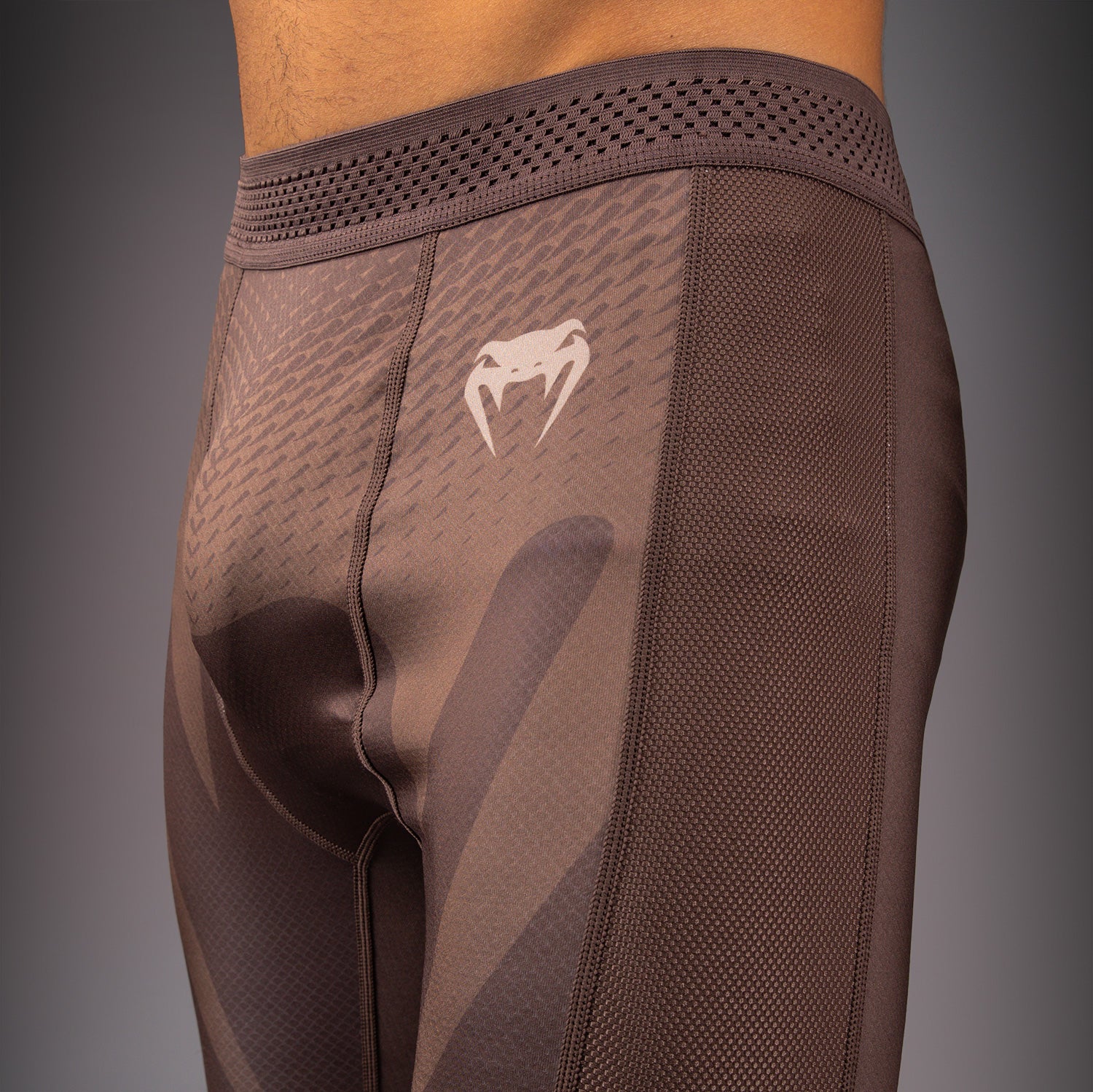 Venum No Gi Pantalones Cortos Vale Tudo - Marrón Chocolate - Image 6