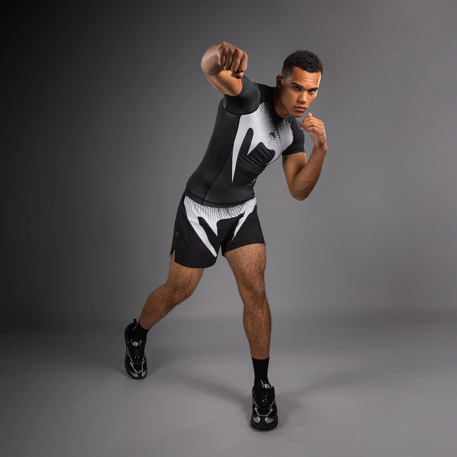 Venum No Gi Rashguards - Negro/Blanco - Image 7
