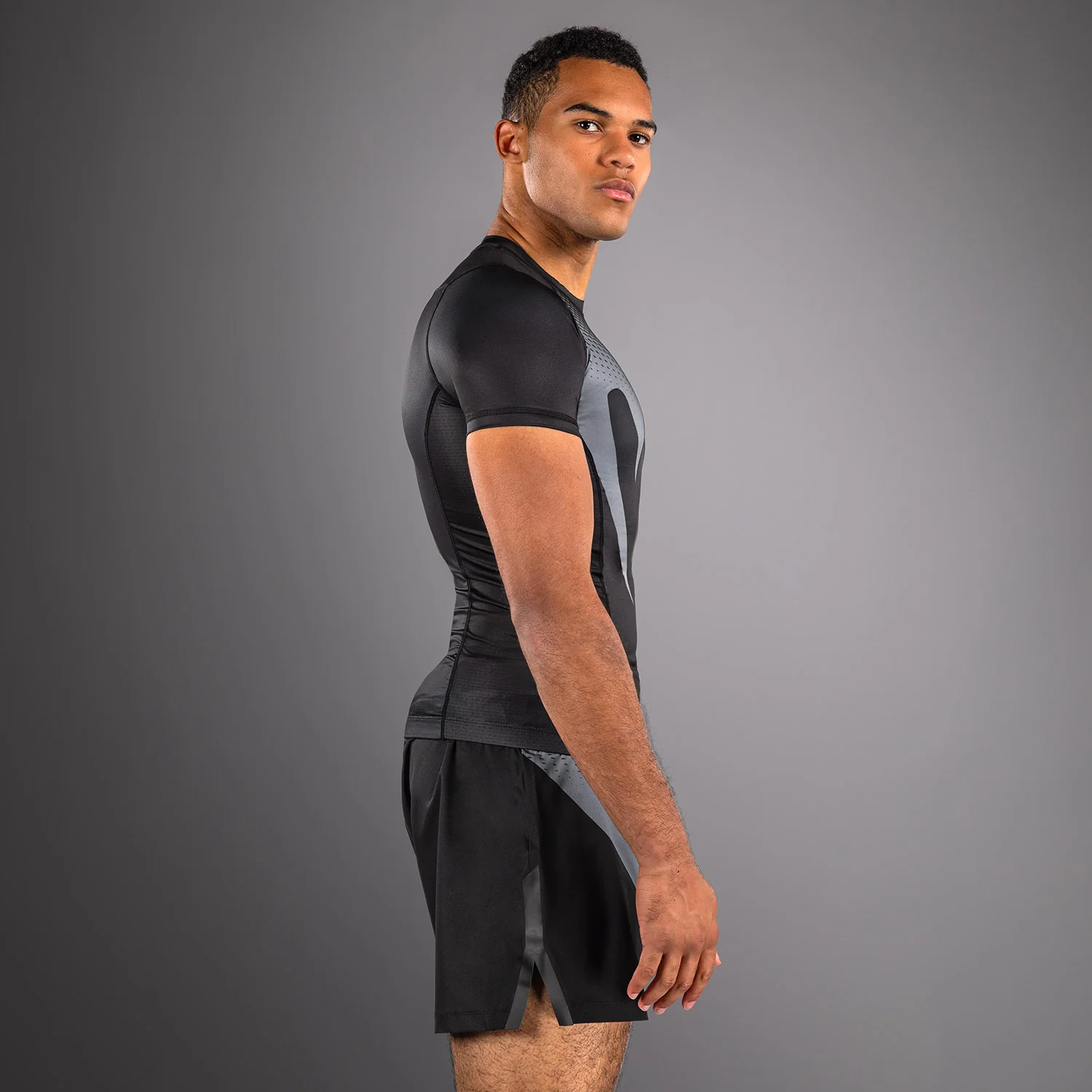 Venum No Gi Rashguards - Negro/Gris Plateado - Image 2